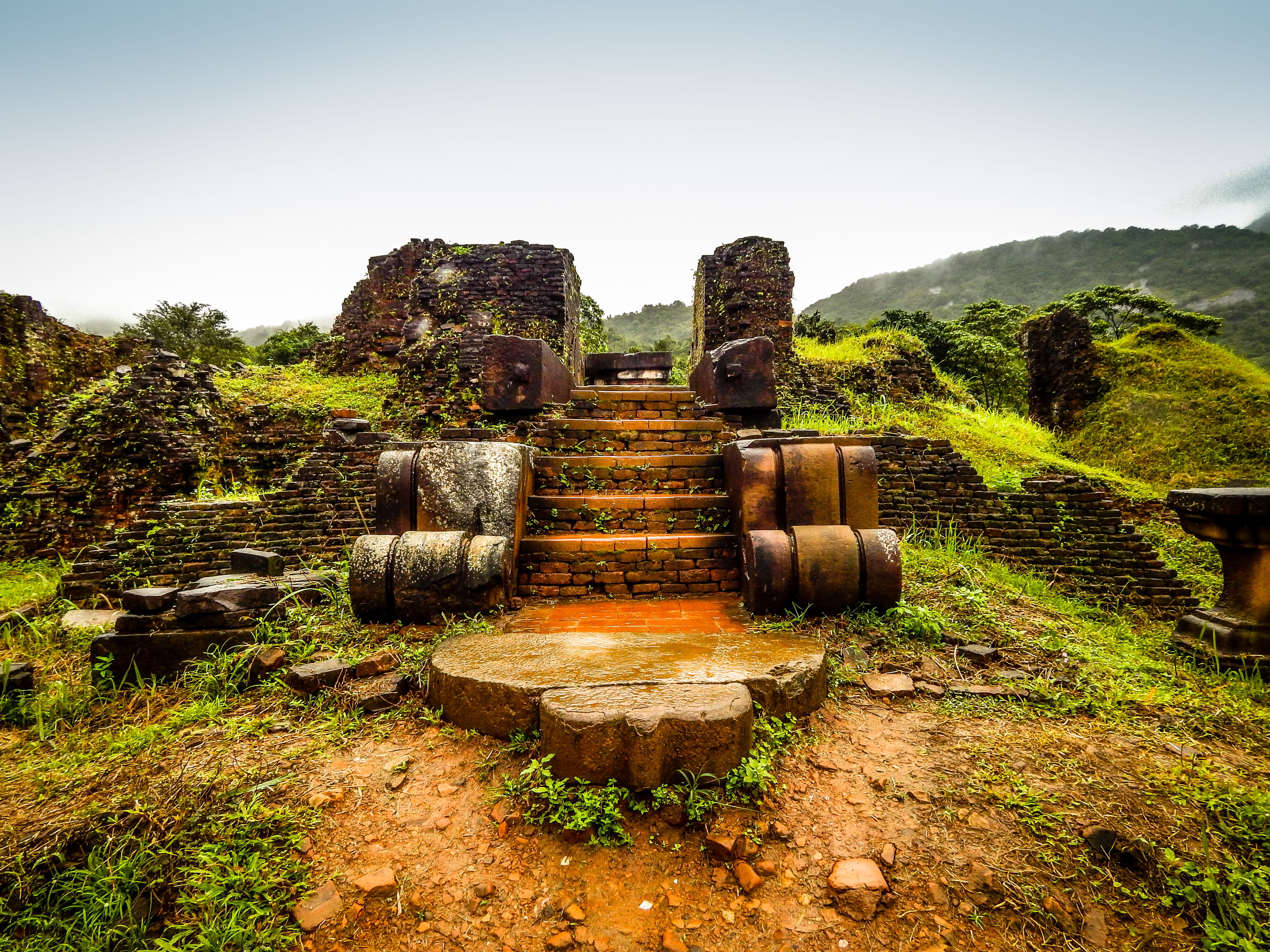 historical, 4K, landscape, old ruin, clear sky, outdoors, nature, culture, place of worship, temple, agriculture, archaeology, building, ruin, old, daytime, HD Wallpaper