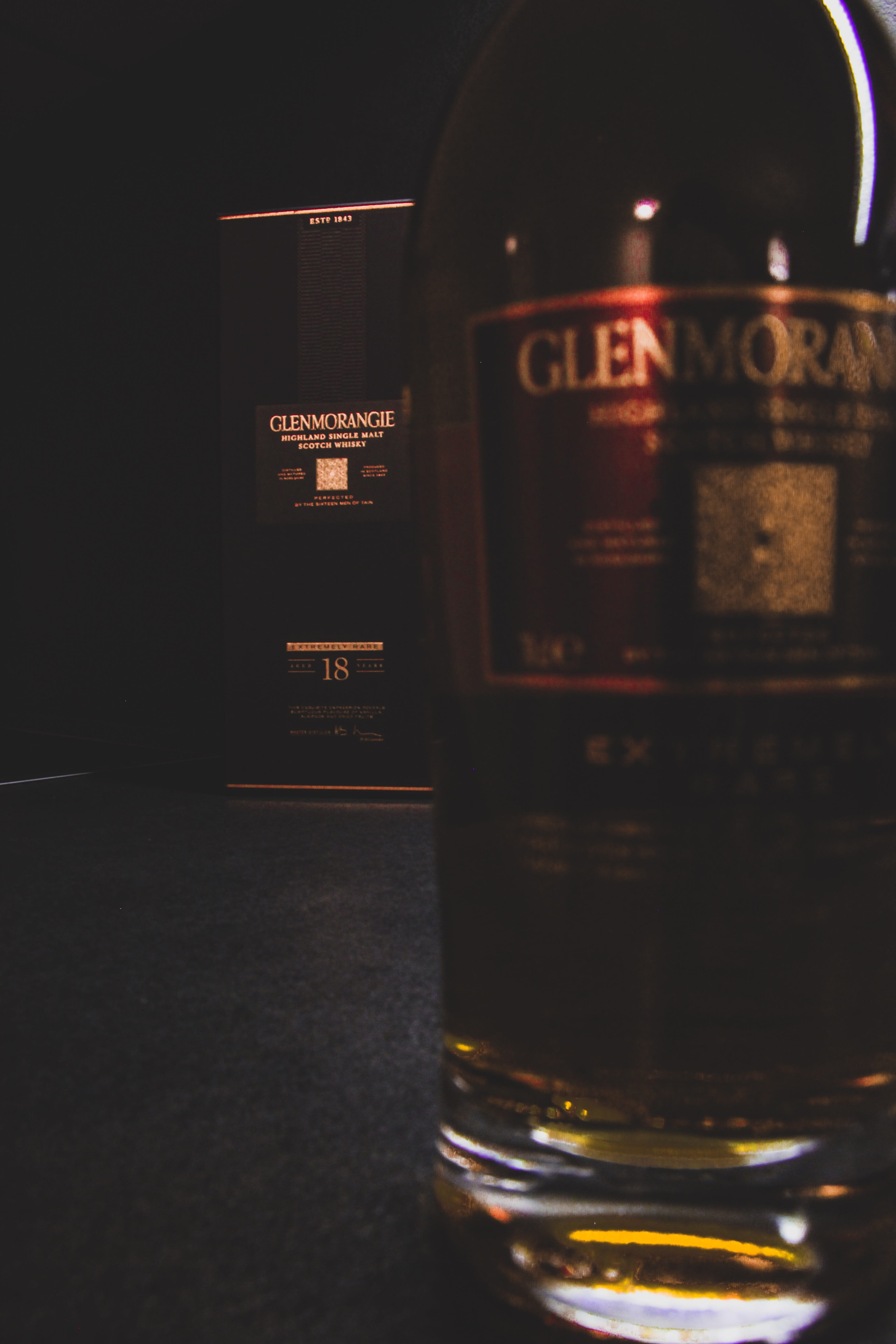 5K, close-up, whisky, reflection, drink, text, whiskey, glass, beverage, glass - material, beer, freshness, illuminated, household equipment, bar counter, Phone HD Wallpaper