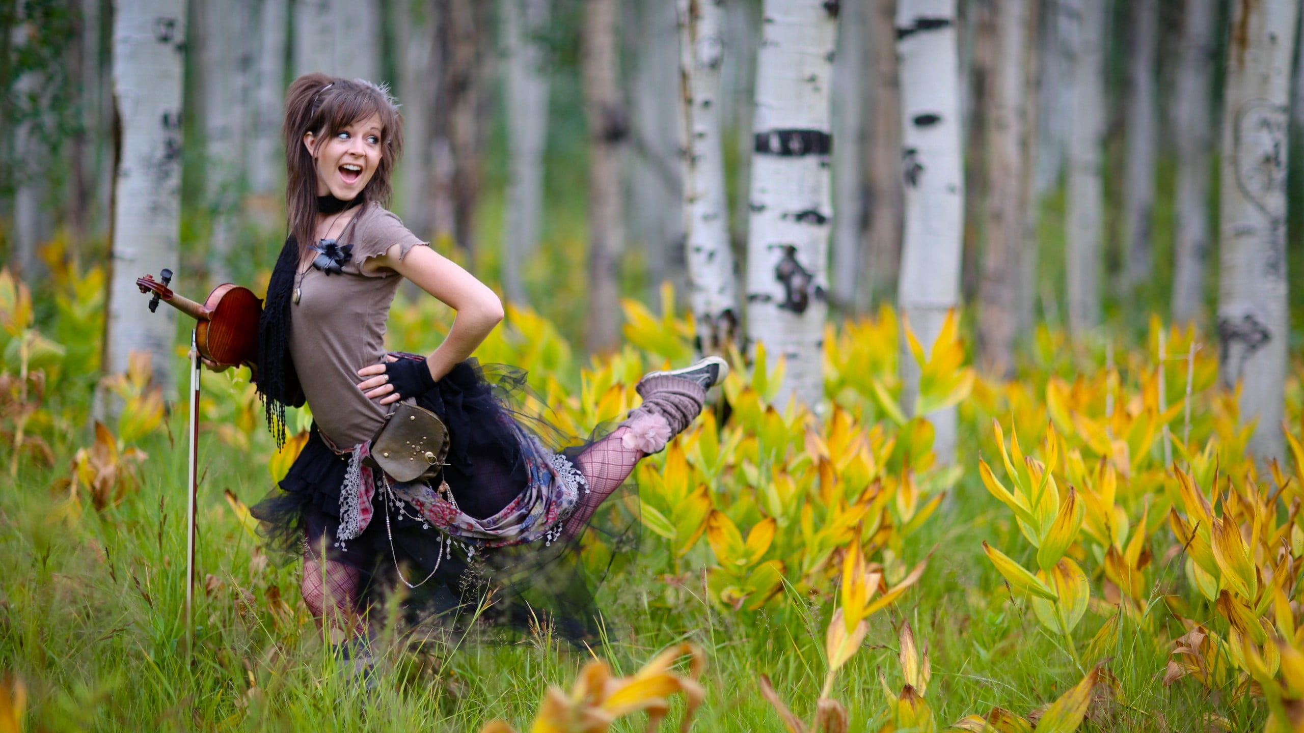 women, celebrity, full length, adult, outdoors, selective focus, Lindsey Stirling, field, three quarter length, nature, young adult, lifestyles, plant, HD Wallpaper
