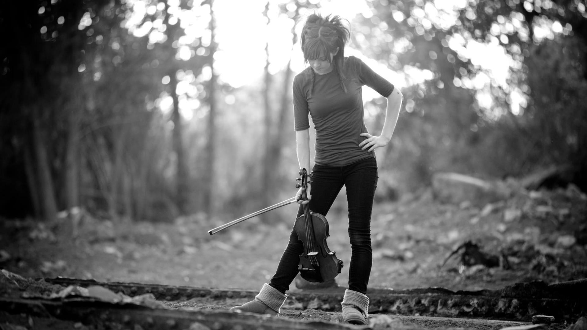 women, 1080P, forest, monochrome, Lindsey Stirling, violin, UGG Boots, musician, HD Wallpaper