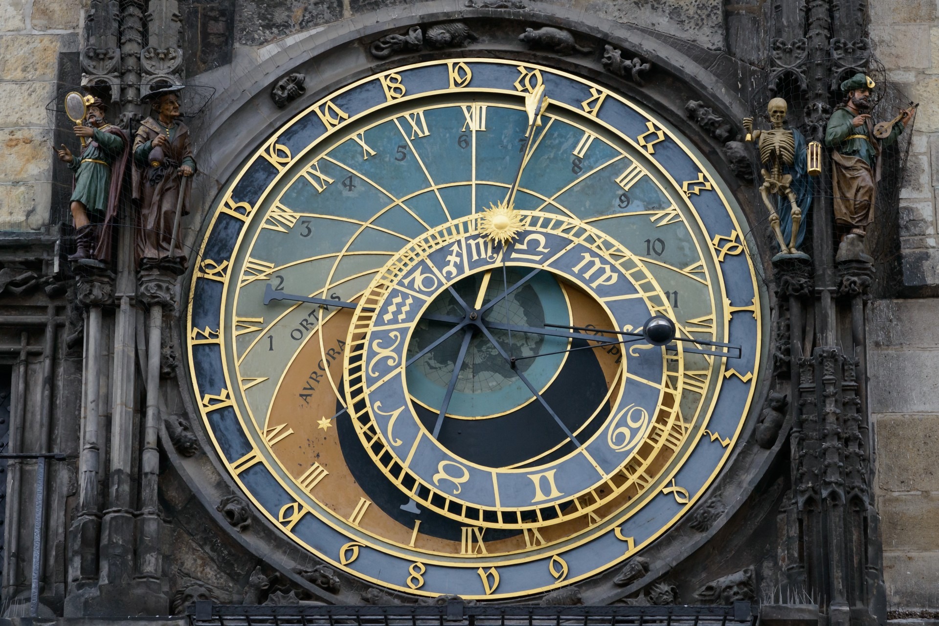 space, gothic style, czech Republic, blue, ornate, black, analog, astronomical Clock, art, built structure, building exterior, 1080P, architecture, astrology, HD Wallpaper