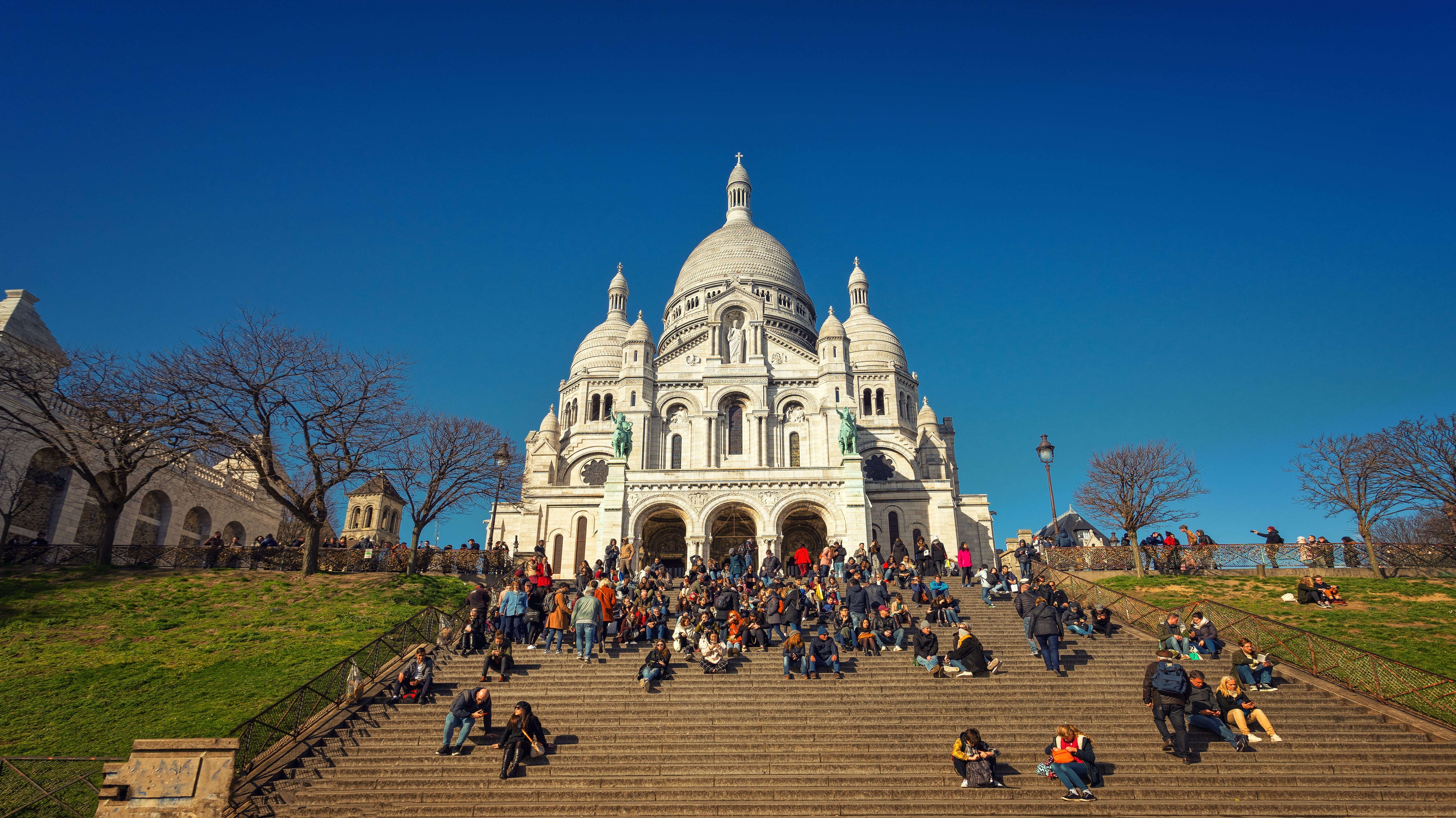france, city, scene, clear sky, architecture, tourists, paris, building exterior, outdoors, tourism, religion, real people, large group of people, christianity, HD Wallpaper