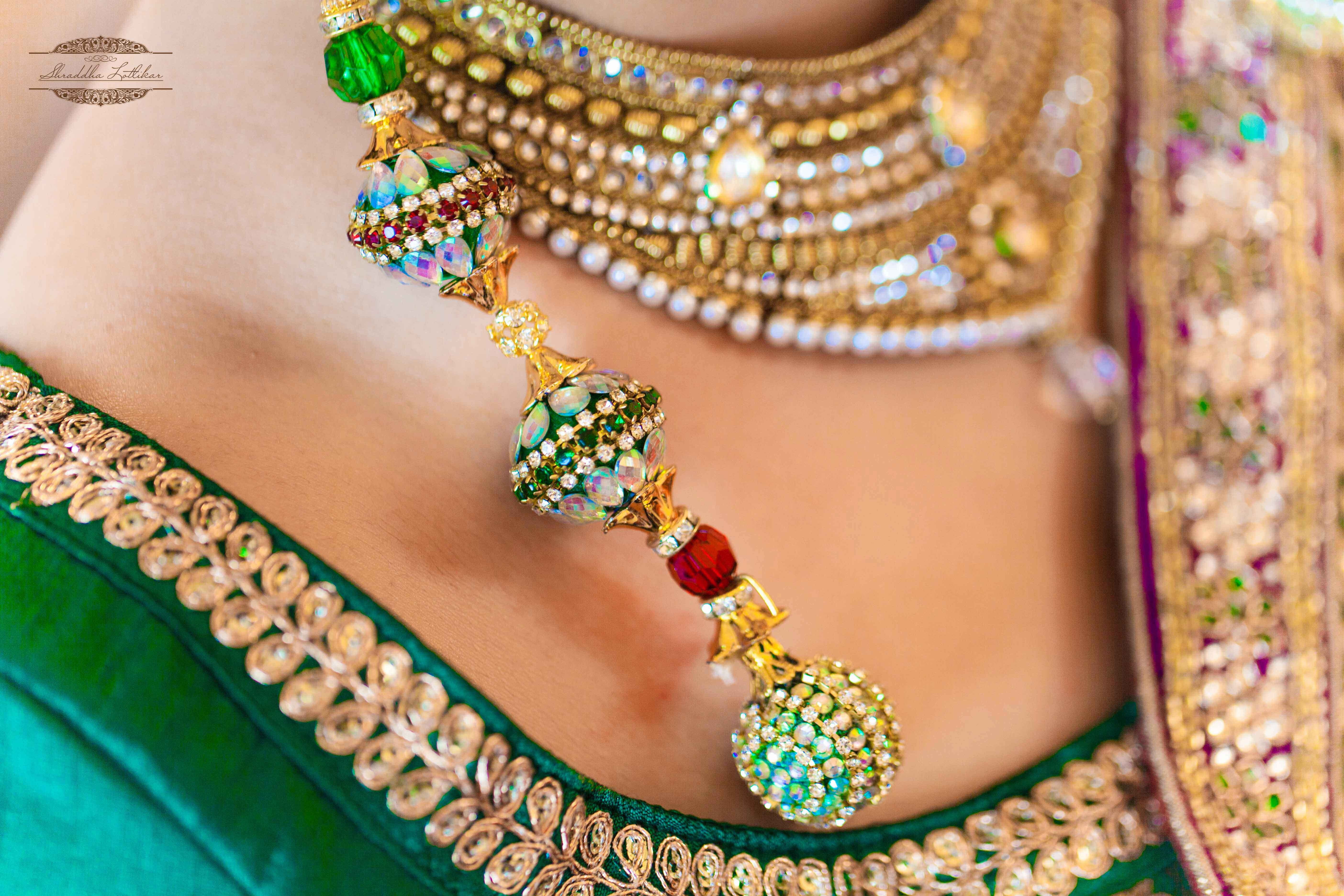 pearl jewelry, dancer, jewelry store, green color, multi colored, indian, female, elegance, woman, personal accessory, arabic, close-up, tradition, luxury, HD Wallpaper