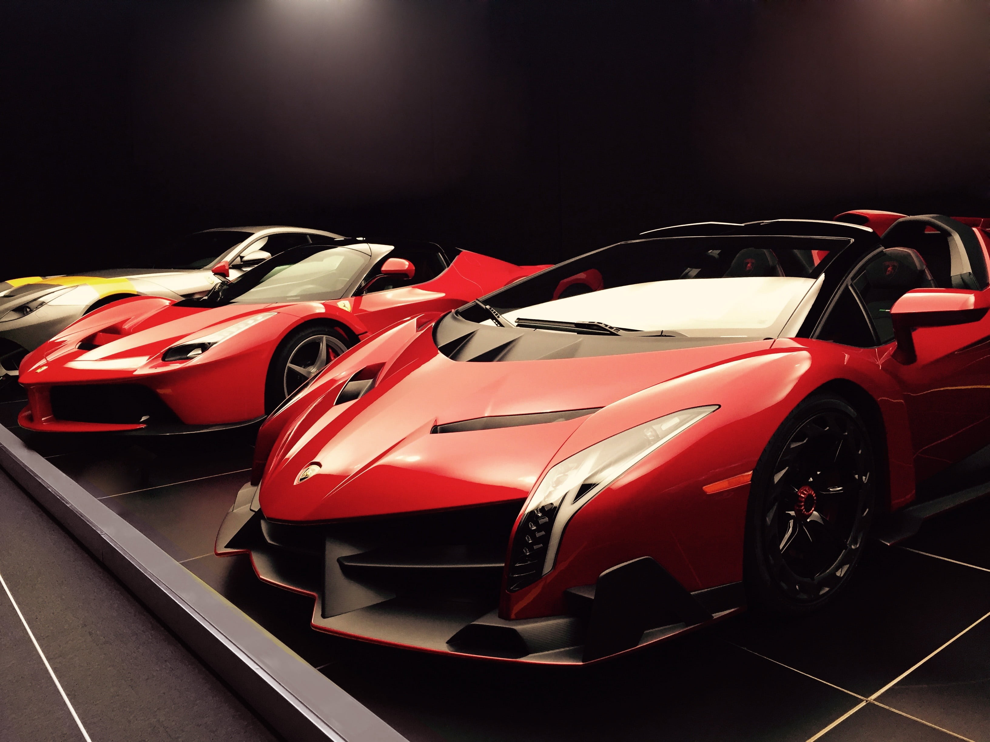 mode of transportation, competition, sports car, land vehicle, car, red, race, ferrari, consumerism, italiana, no people, retail, motor racing track, professional sport, HD Wallpaper