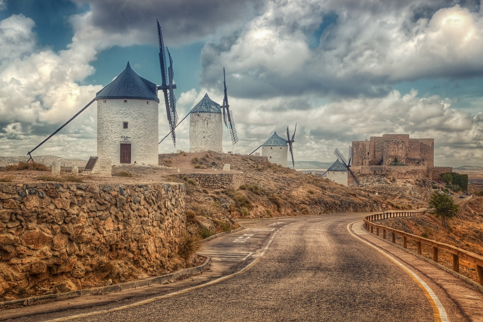 building, the way forward, travel, environment, building exterior, road, built structure, Consuegra, transportation, Castilla La Mancha, religion, Spain, HD Wallpaper