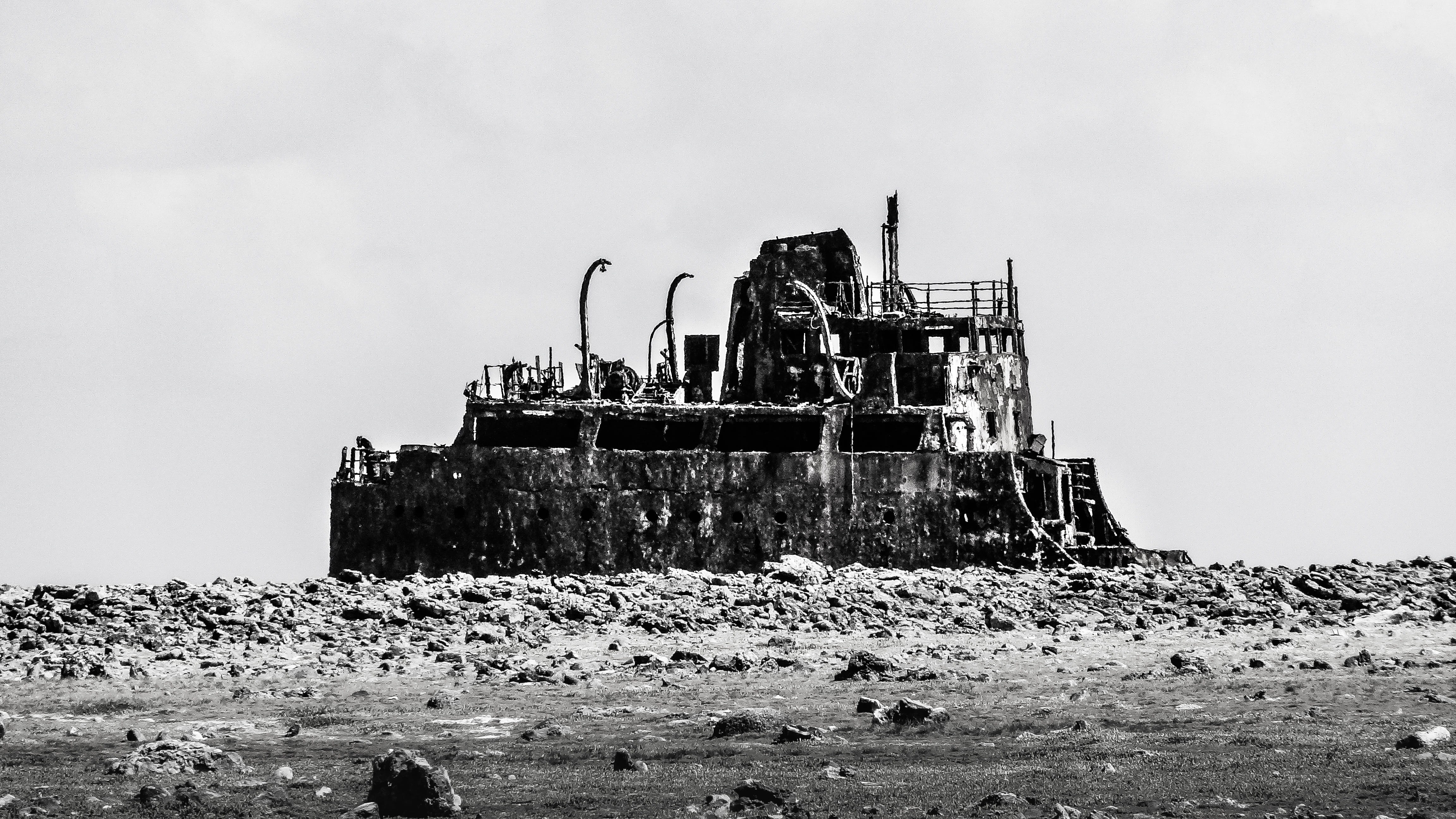 nature, summer, environmental issues, 4K, deterioration, abandoned, air pollution, black and white, sky, environment, run-down, ocean, holiday, Caribbean, HD Wallpaper