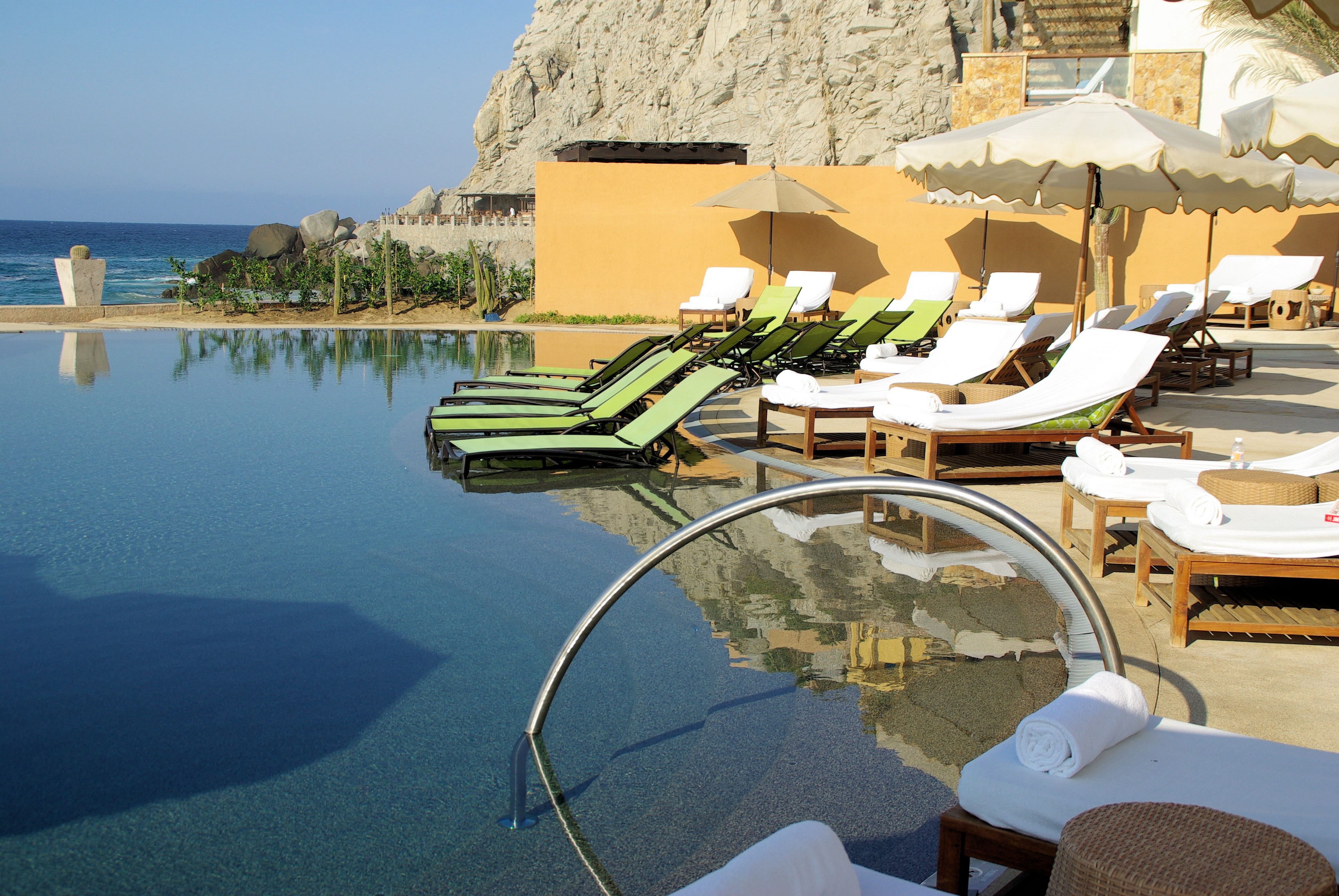 mexico, day, seat, water, white, swimming pool, 4K, sunlight, hotel, reflection, travel Locations, facing, summer, nature, pool, tranquil Scene, built structure, HD Wallpaper