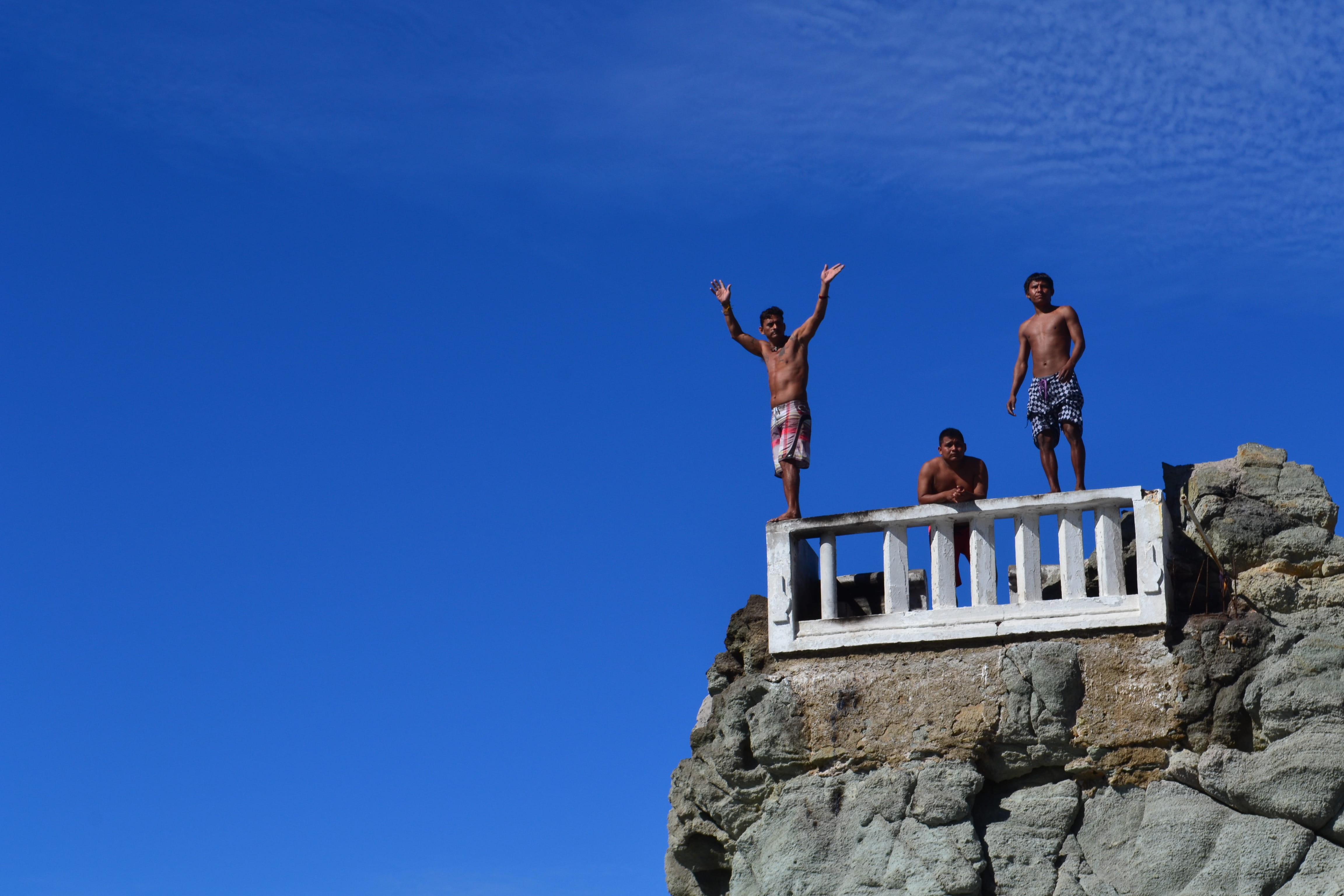 copy space, outdoors, group of people, real people, human arm, waving, leisure activity, sky, males, swim, low angle view, clear sky, mexico, blue, nature, HD Wallpaper