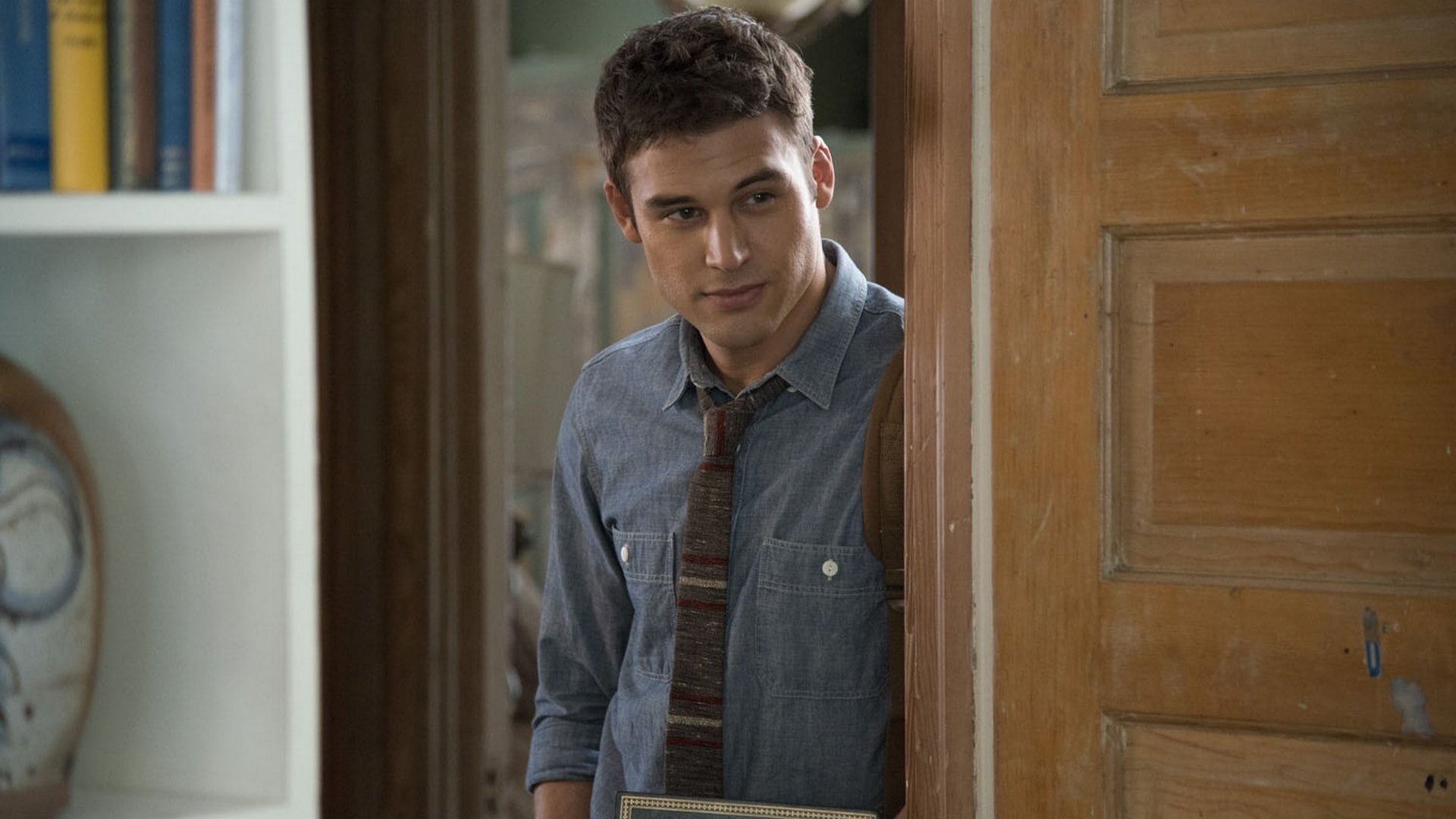 looking at camera, portrait, standing, door, front view, young men, young adult, one person, the boy next door, waist up, indoors, 1080P, men, denim, fully unbuttoned, HD Wallpaper