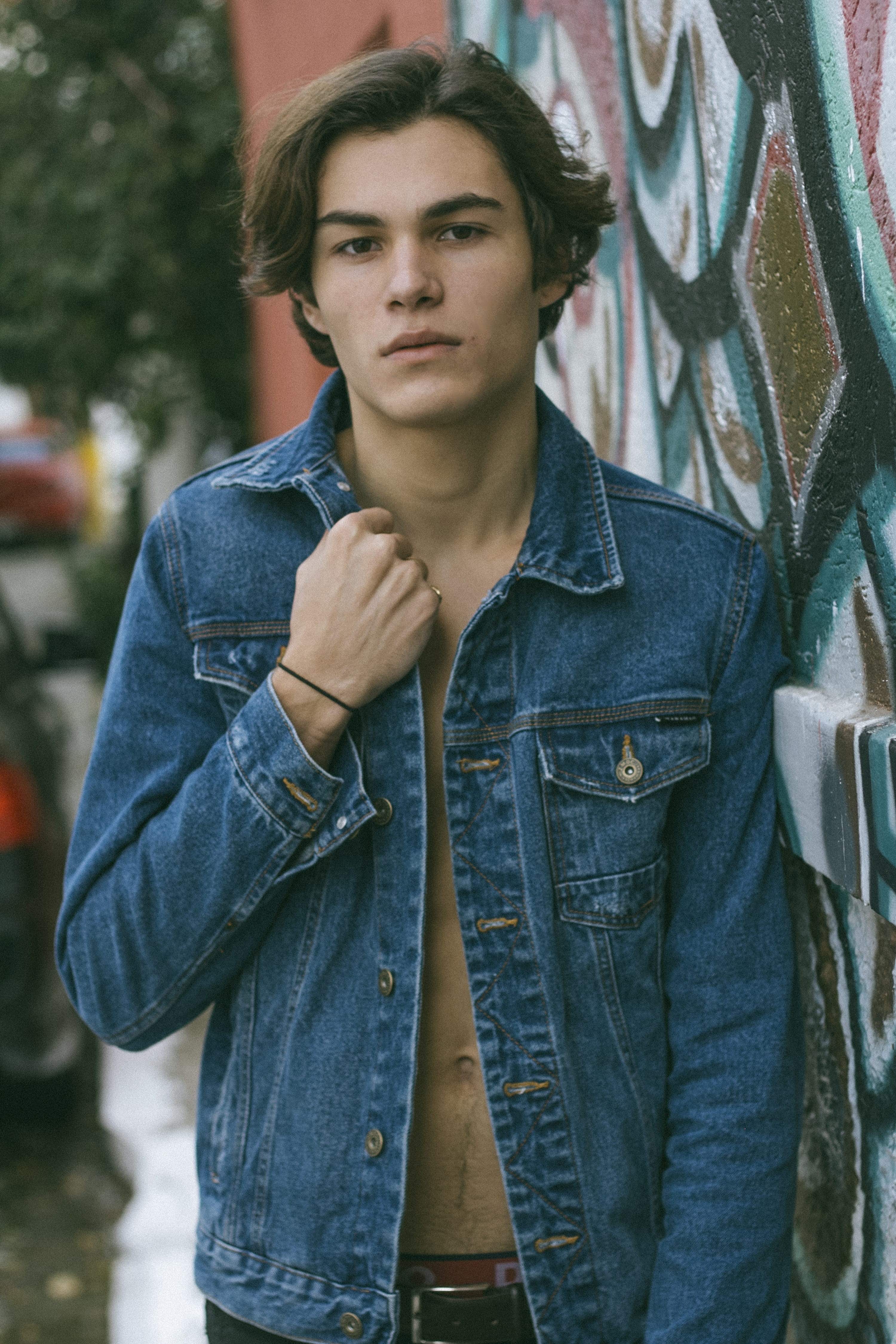 lifestyles, fashion, fully unbuttoned, portrait, graffiti, front view, wearing, outdoors, casual, wear, young men, real people, looking at camera, standing, Phone HD Wallpaper