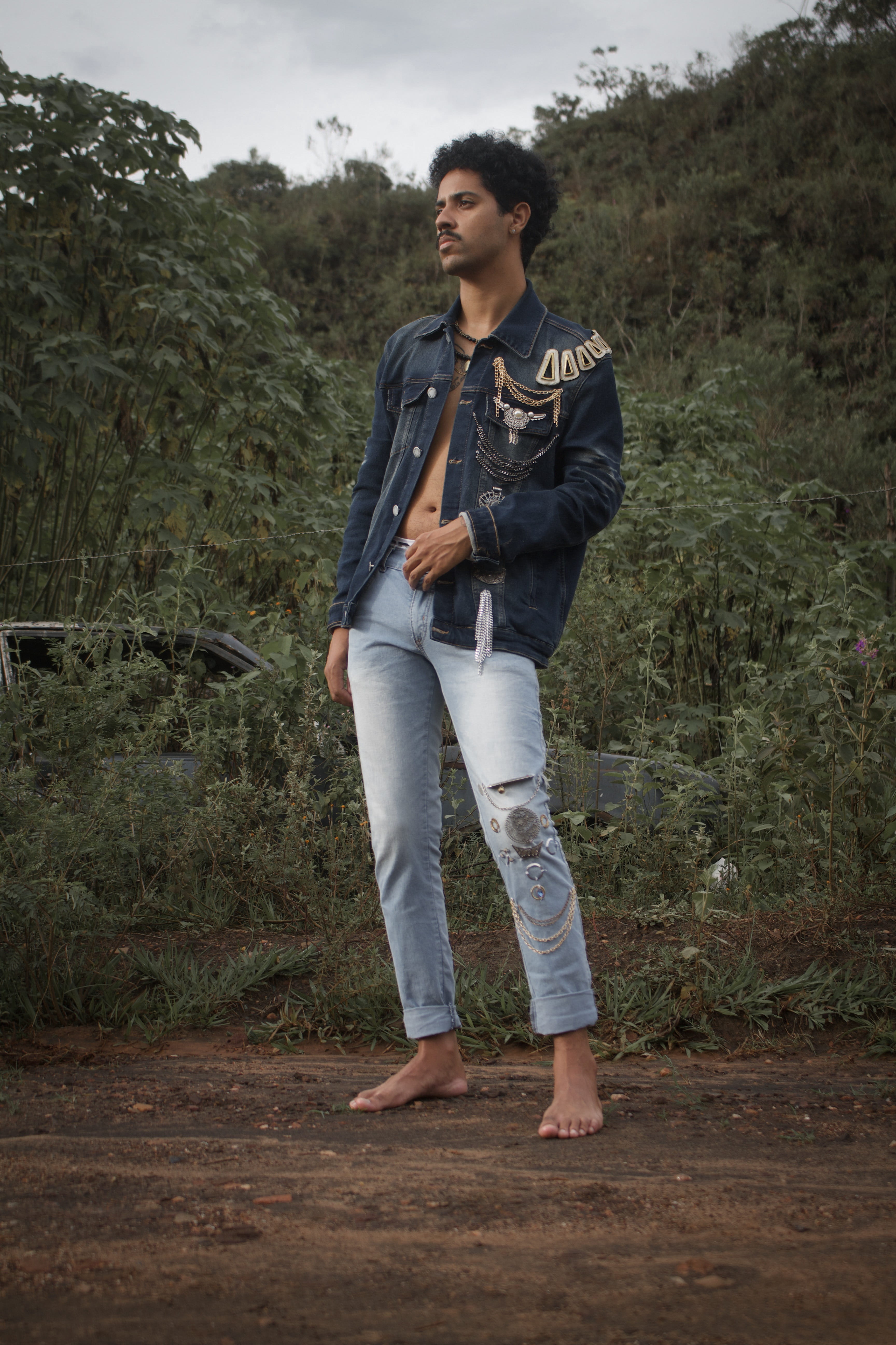 plant, day, looking, 5K, tree, real people, standing, man, young men, wearing, one person, denim, nature, looking away, jacket, recreation, leisure activity, Phone HD Wallpaper