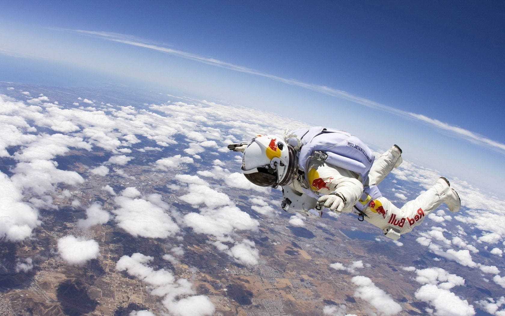 day, snow, air vehicle, baumgartner, bull, one person, sunny, winter, cloud - sky, snowboarding, nature, sky, felix, adventure, Skydiving, sport, mid-air, HD Wallpaper
