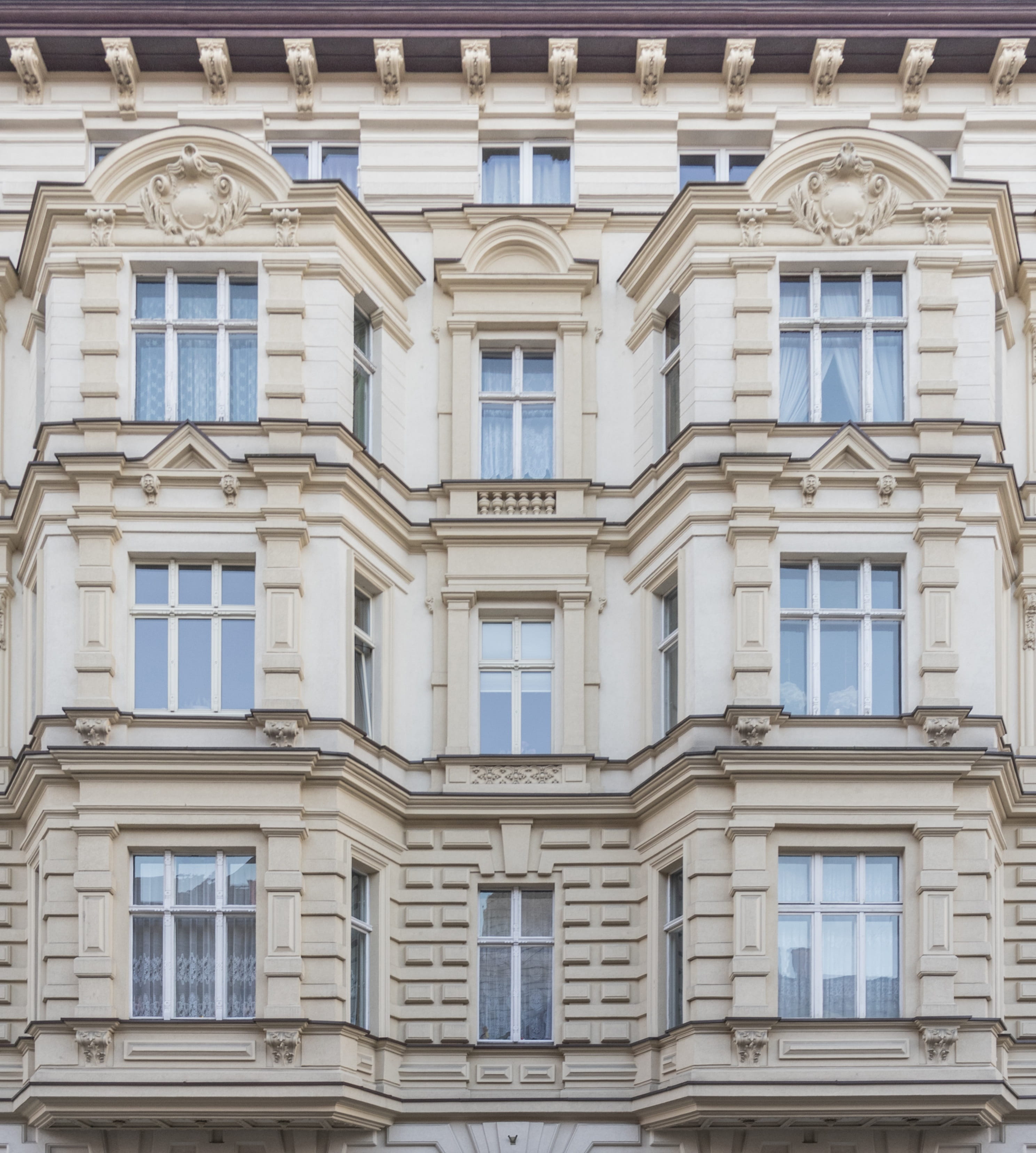 façades, repetition, monument, built structure, window, downtown, details, in a row, city, outdoors, day, house, low angle view, 2K, design, ornate, architecture, Phone HD Wallpaper