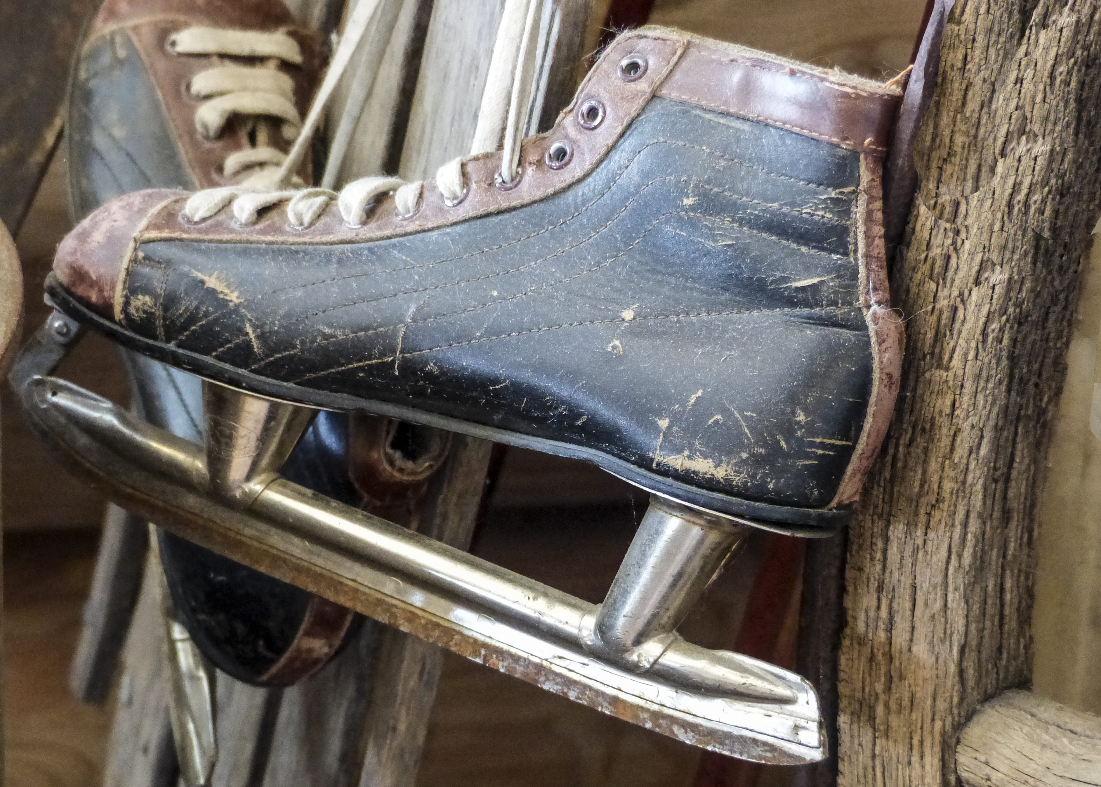 indoors, history, ice hockey, still life, wood, wood - material, hanging, sport, vintage, close-up, pair, leather, brown, flooring, 2K, antique, focus on foreground, HD Wallpaper