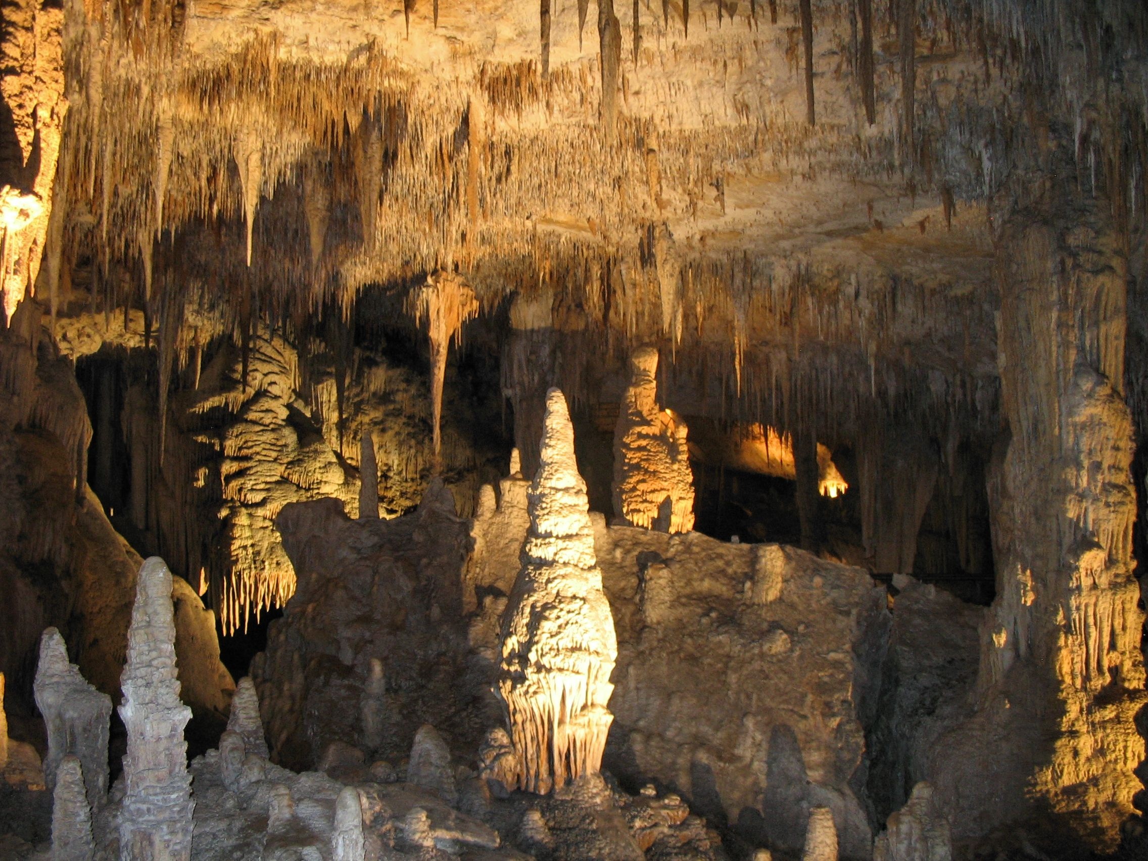 stalactite, rock formation, australia, geology, rocks, no people, calcite, travel destinations, 1080P, geological, cavern, rough, illuminated, cave, physical geography, HD Wallpaper