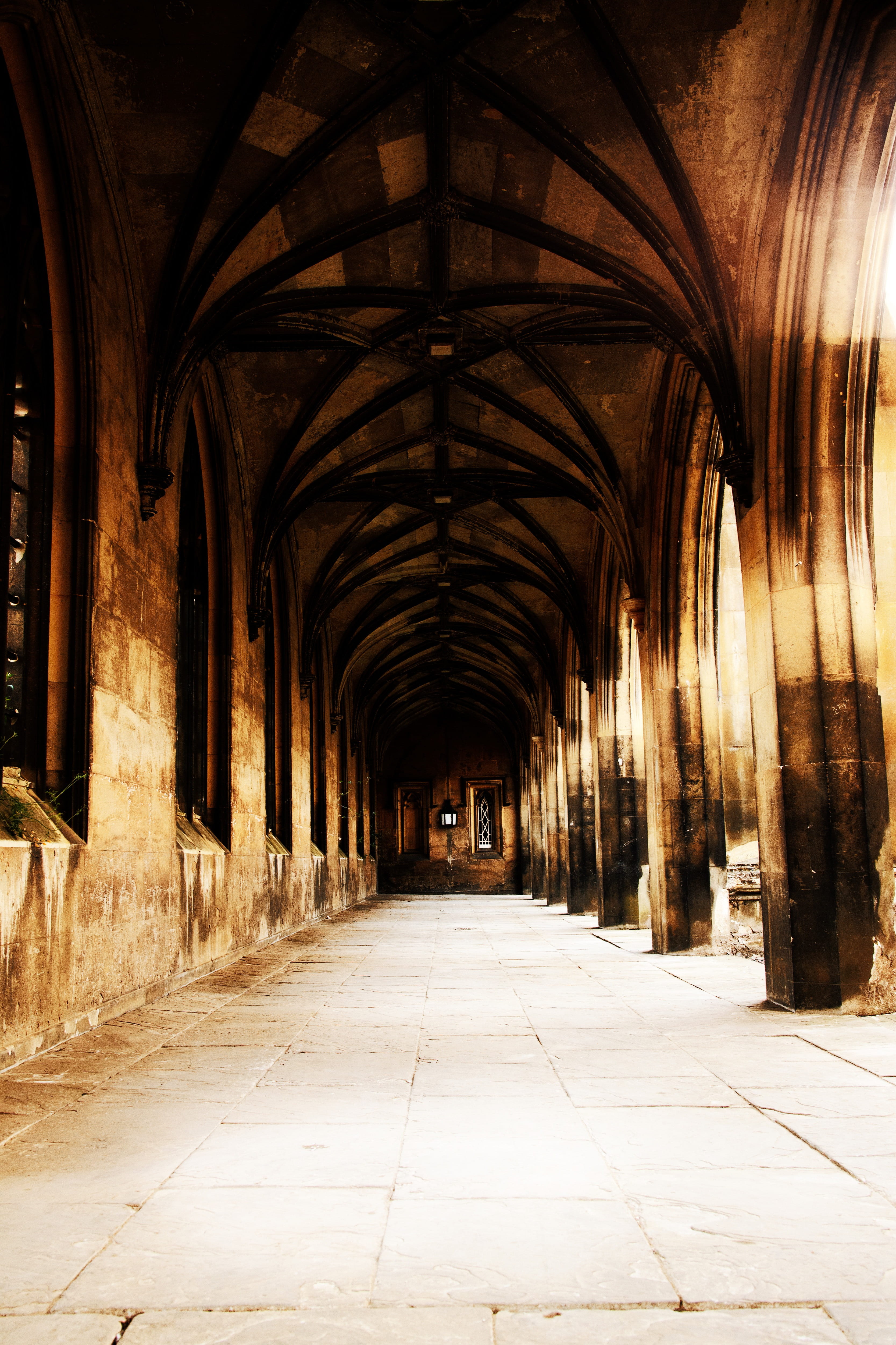 building, archway, vanishing point, the past, arch, diminishing perspective, architecture, architectural Column, underground, column, corridor, light, historical, Phone HD Wallpaper