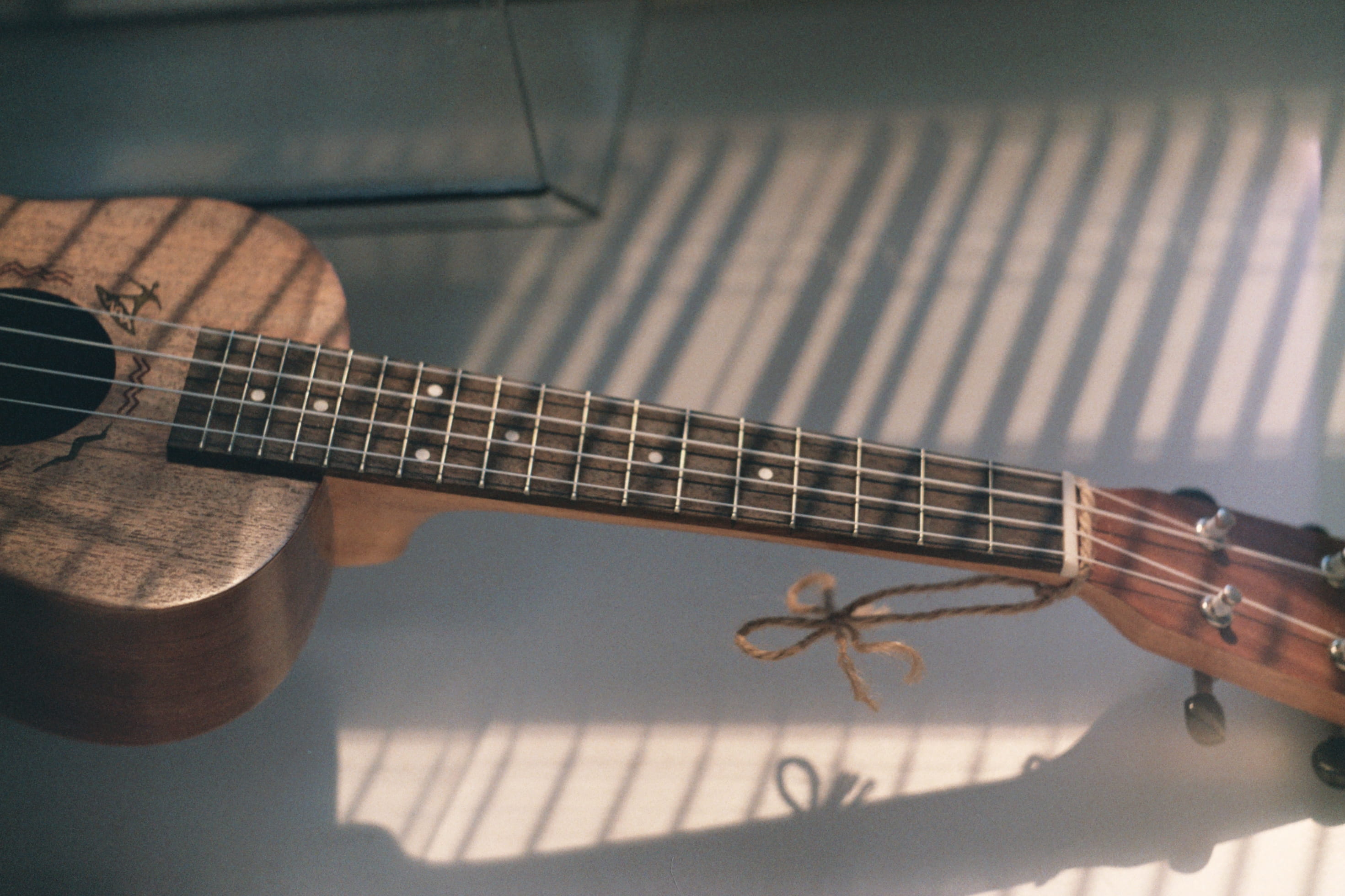 musical instrument string, musical instrument, shadows, moscow, indoors, musician, leisure activity, arts culture and entertainment, string instrument, HD Wallpaper