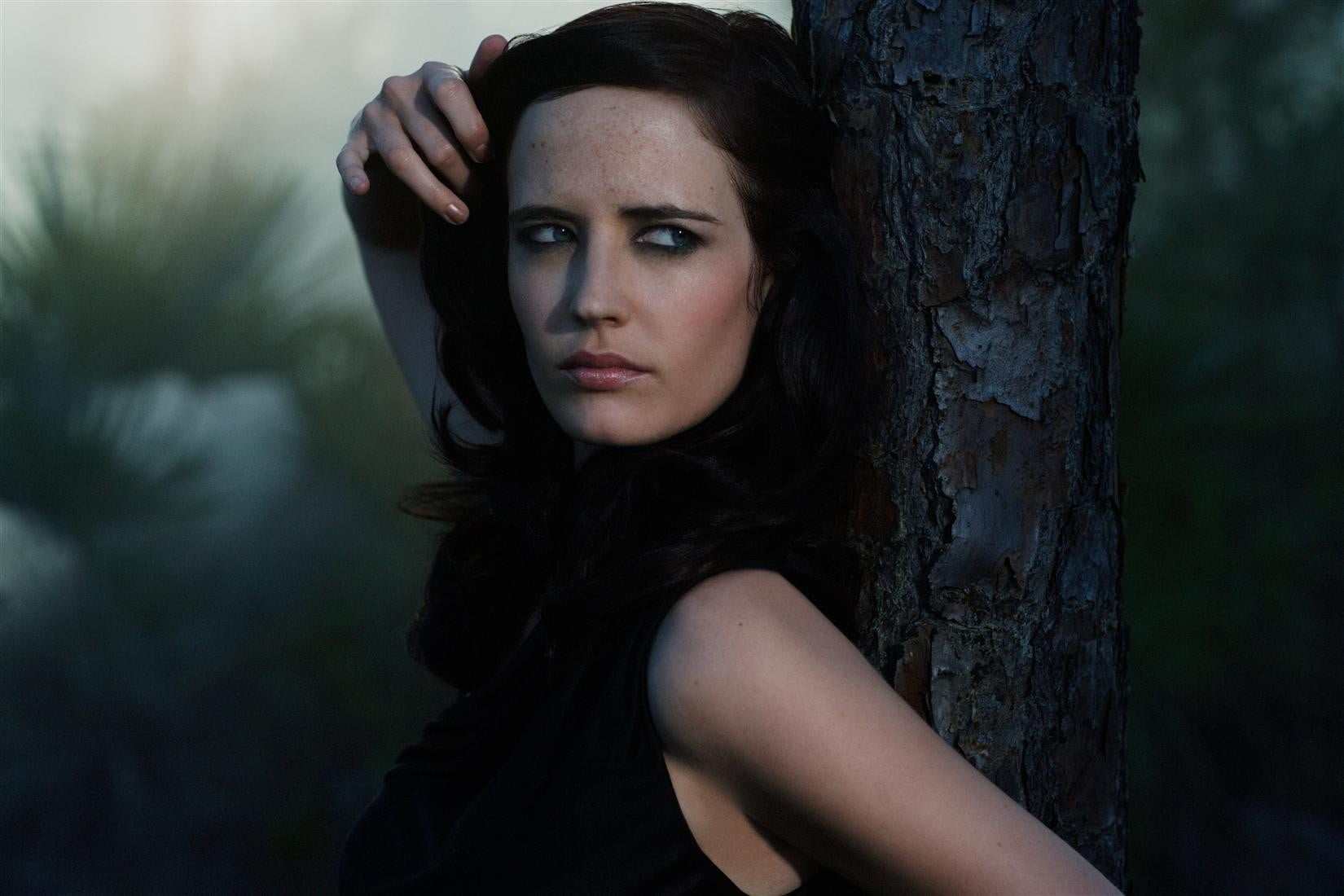 outdoors, s, beauty, nature, adult, contemplation, Eva Green, one person, hands in hair, sleeveless, hairstyle, hair, looking at camera, tree, blue eyes, HD Wallpaper