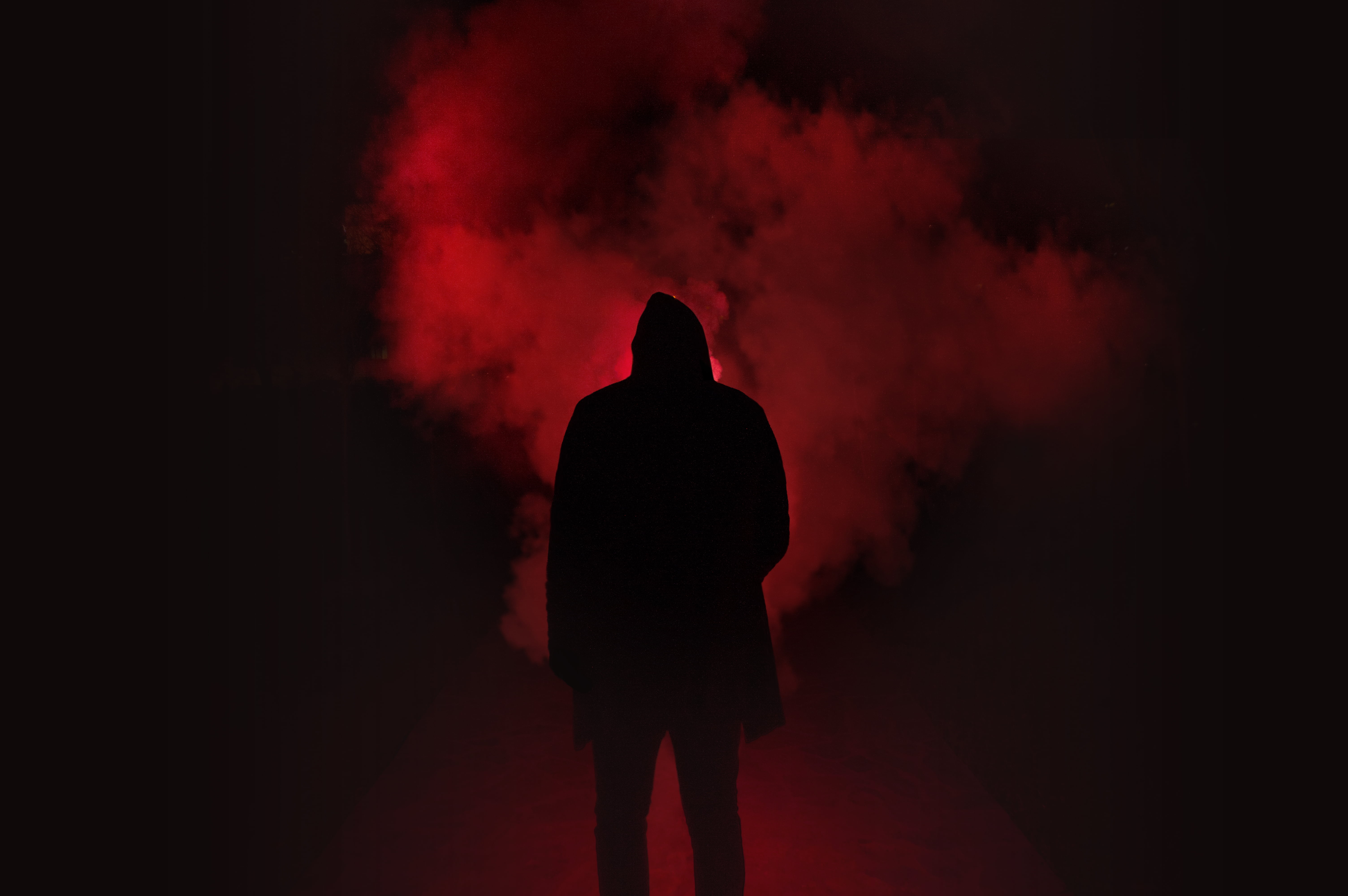 abstract, back Lit, clothing, 5K, man, rear view, depression - sadness, black Color, smoke, people, night, fog, indoors, shadow, hood, hell, unrecognizable person, HD Wallpaper