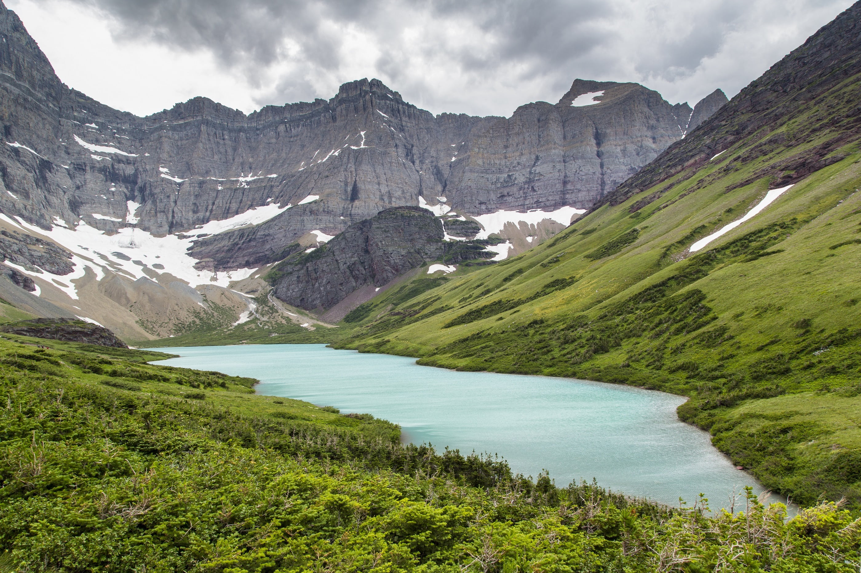 mountain range, cloud - sky, wilderness, mountain, panorama, no people, grass, nature, water, montana, idyllic, non-urban scene, formation, landscape, snow, HD Wallpaper