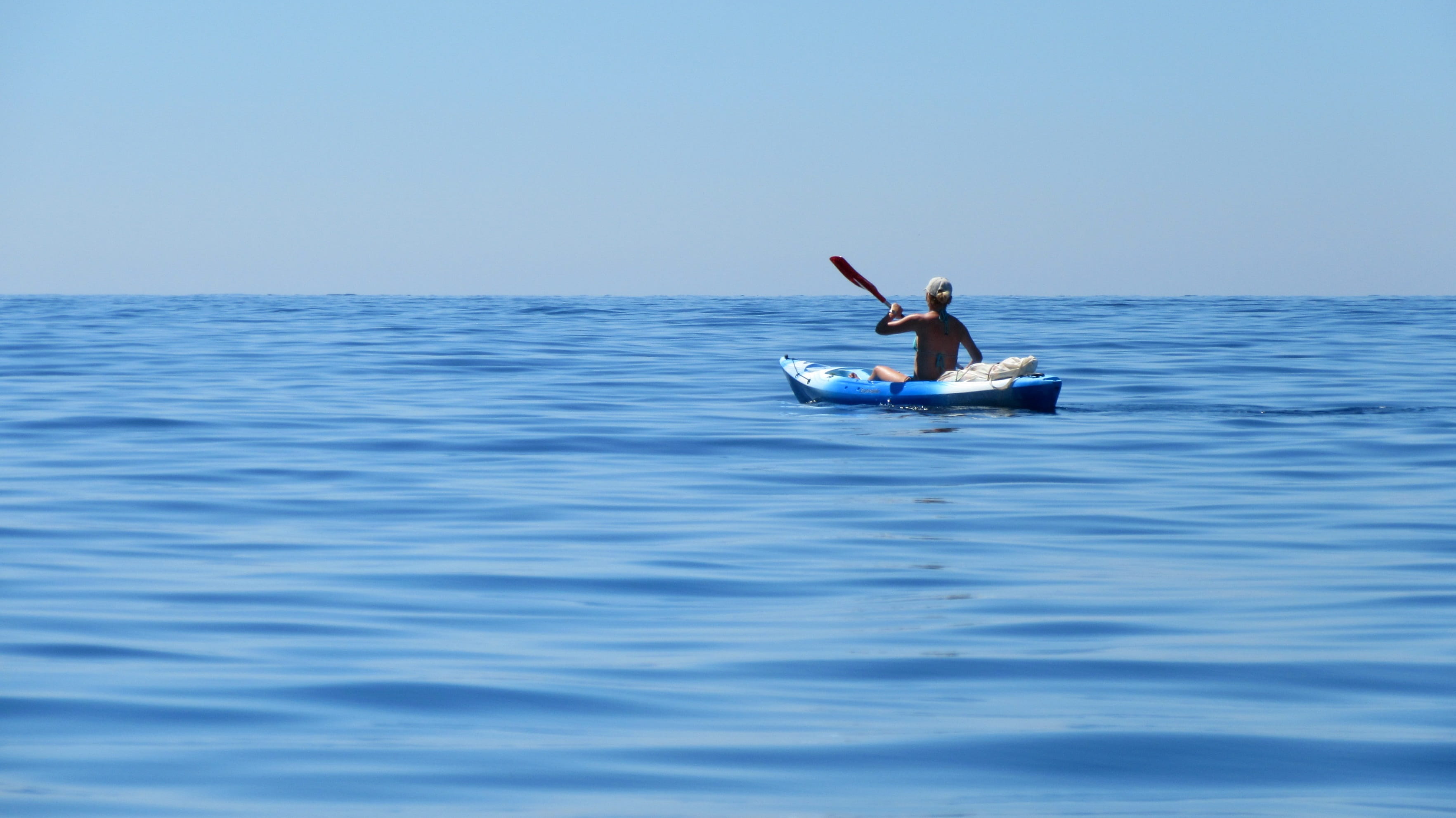 people, water, horizon, nautical Vessel, outdoors, summer, adventure, mature adult, Sea Kayak, leisure activity, copy space, men, vacations, using, ocean, HD Wallpaper