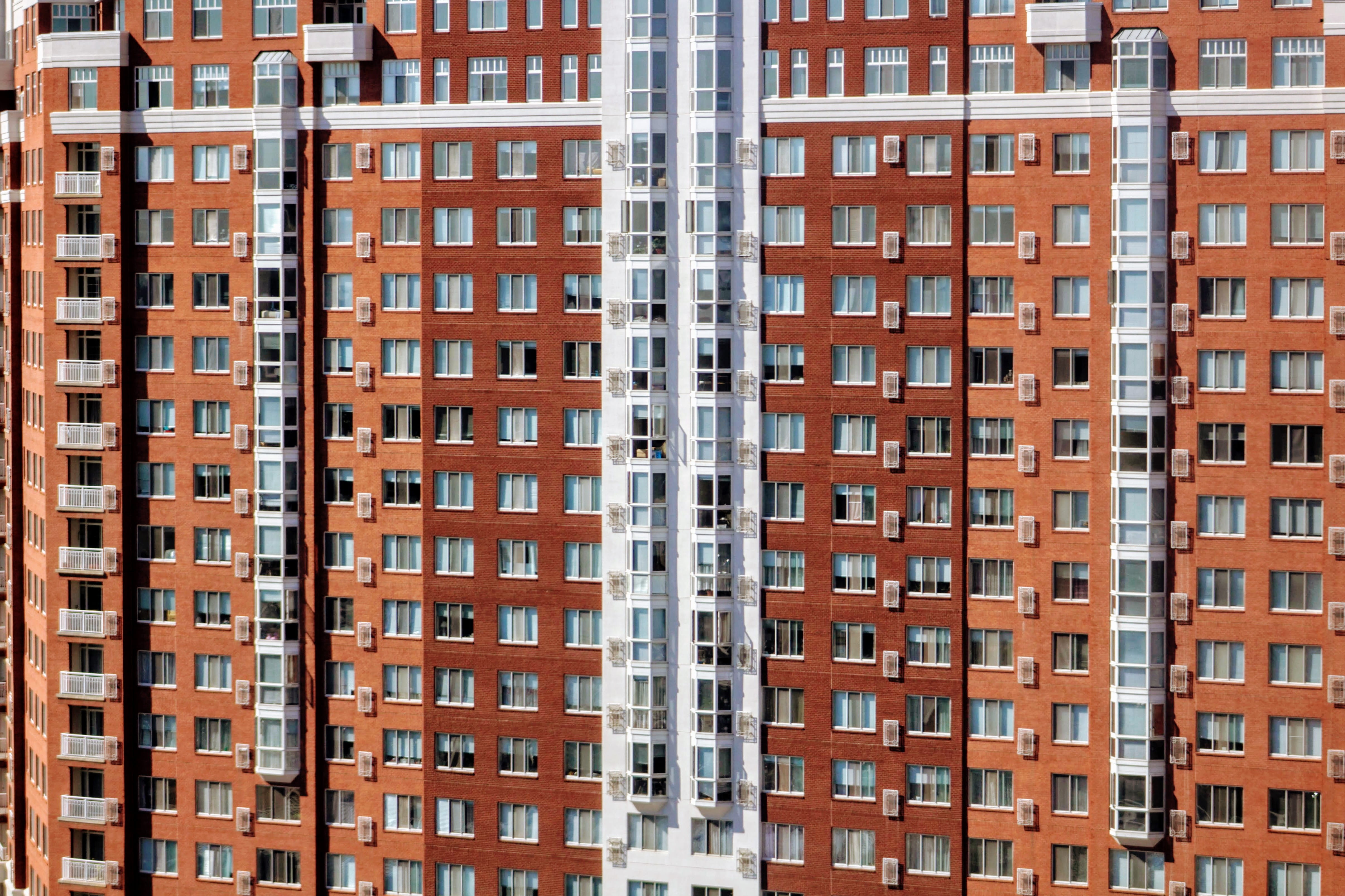 day, house, full frame, built structure, pattern, washington dc, apartments, white, north bethesda, building, outdoors, architecture, 4K, windows, residential district, HD Wallpaper