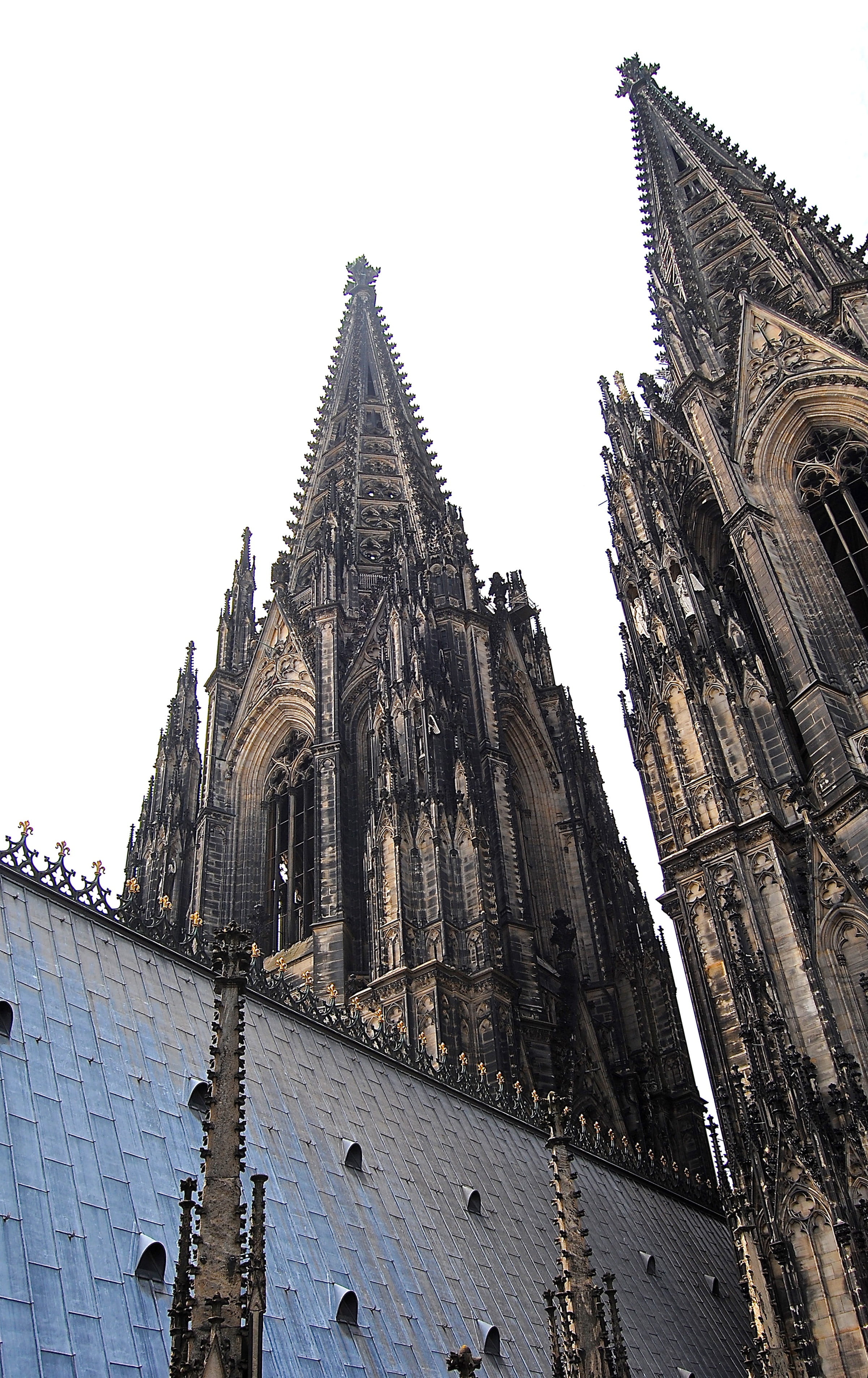 architecture, dom, cologne, nature, the past, built structure, low angle view, Gothic, gothic style, cologne cathedral, pillar, sky, building exterior, Phone HD Wallpaper