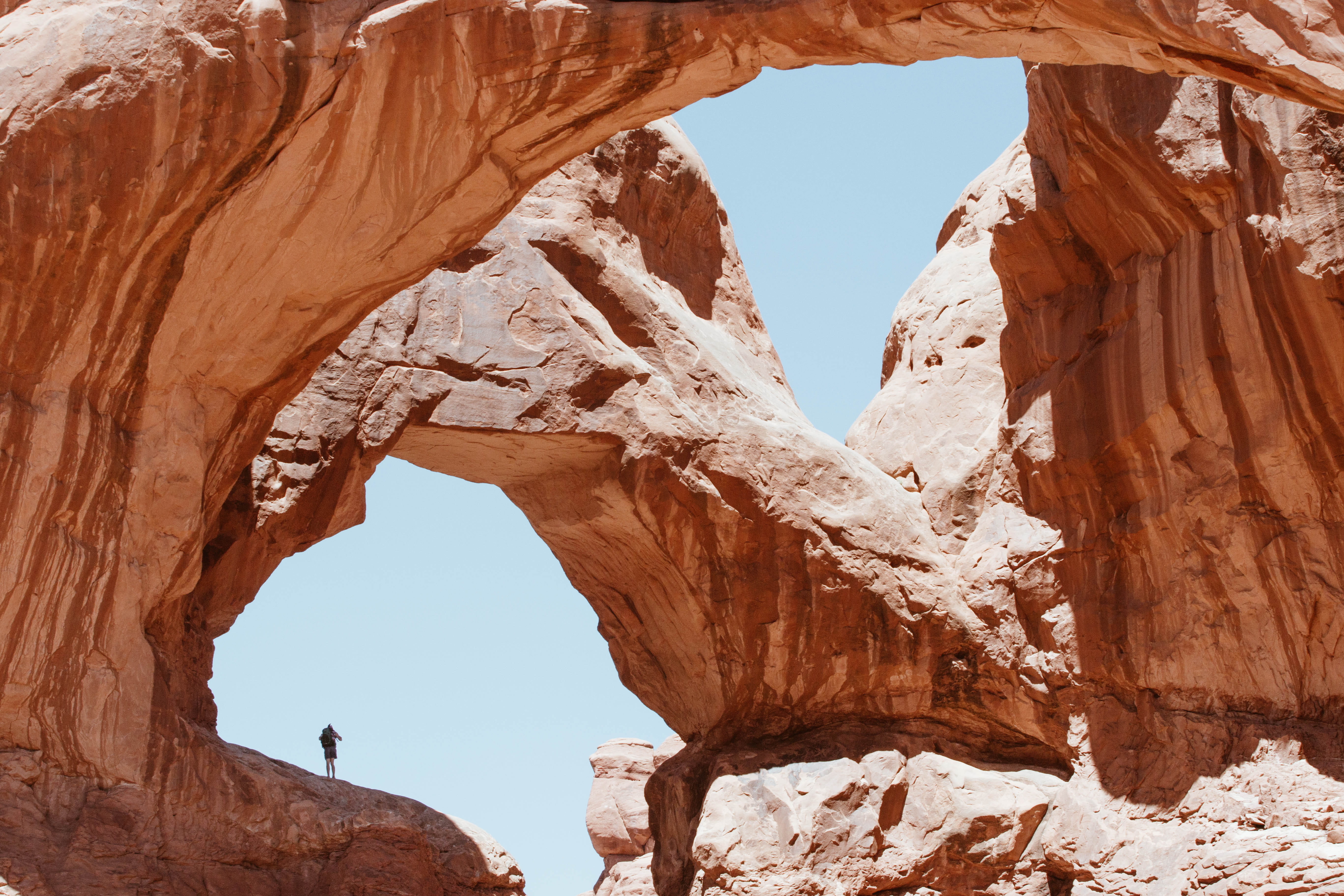 rocky arch, deserted, rock - Object, adventure, standing, valley, outdoors, national Park, silhouette, moody, utah, exploration, travel, natural Arch, hiker silhouette, HD Wallpaper