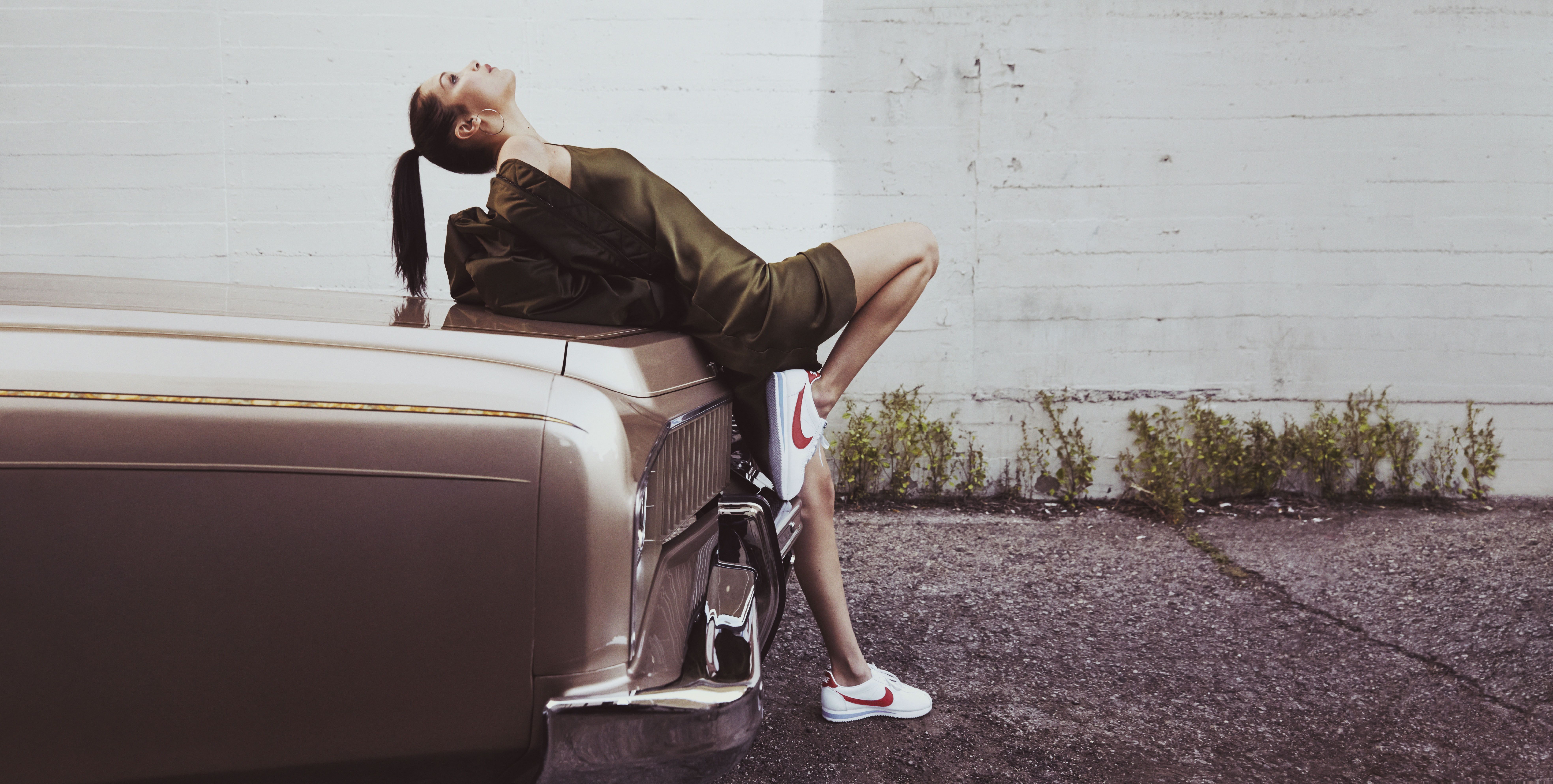 4K, Bella Hadid, 8K, Nike, 2017, HD Wallpaper