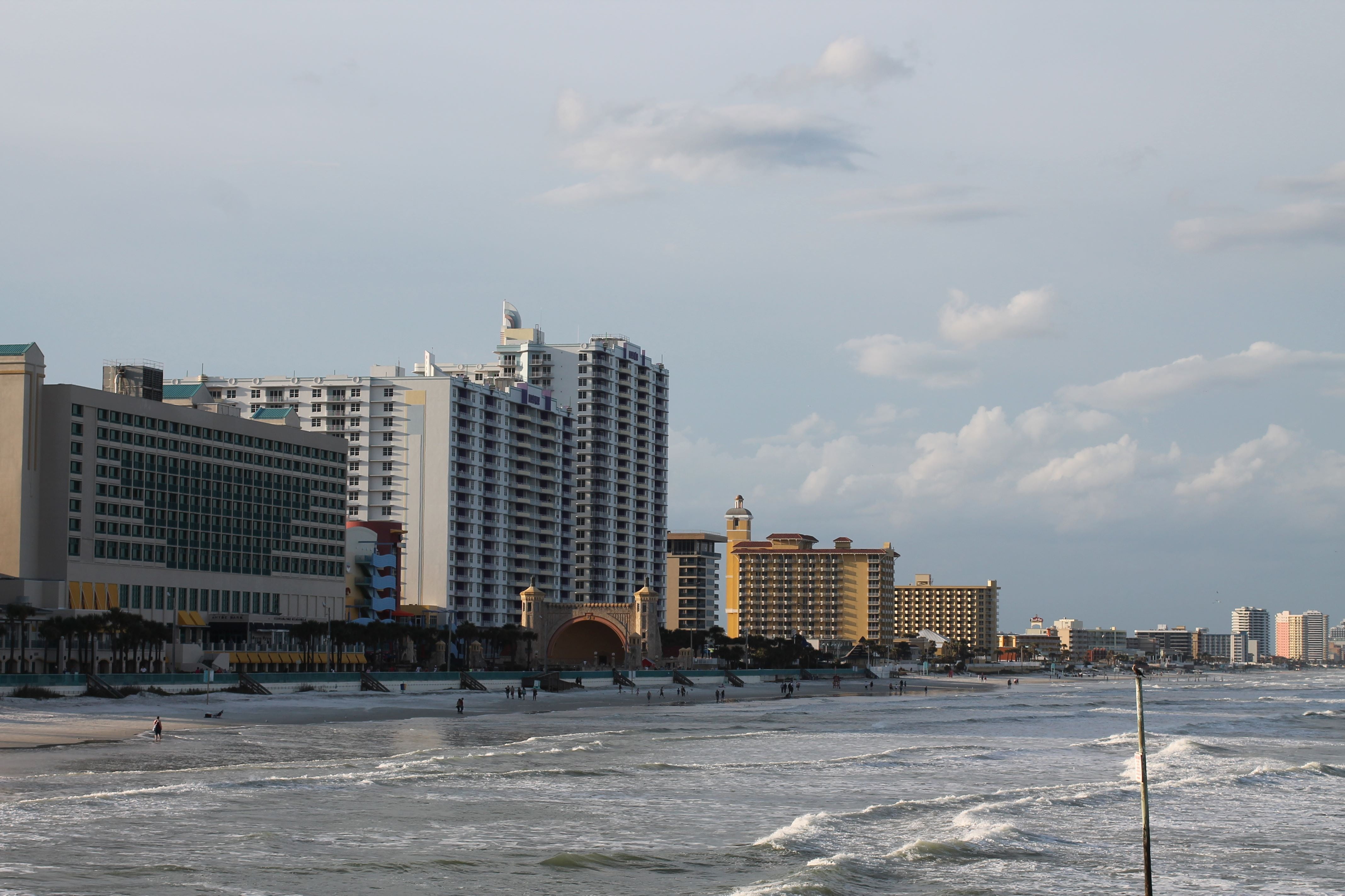 waterfront, surf, cloud - sky, water, beach, sea, no people, built structure, outdoors, residential district, nature, holidays, summer, skyscraper, building exterior, HD Wallpaper