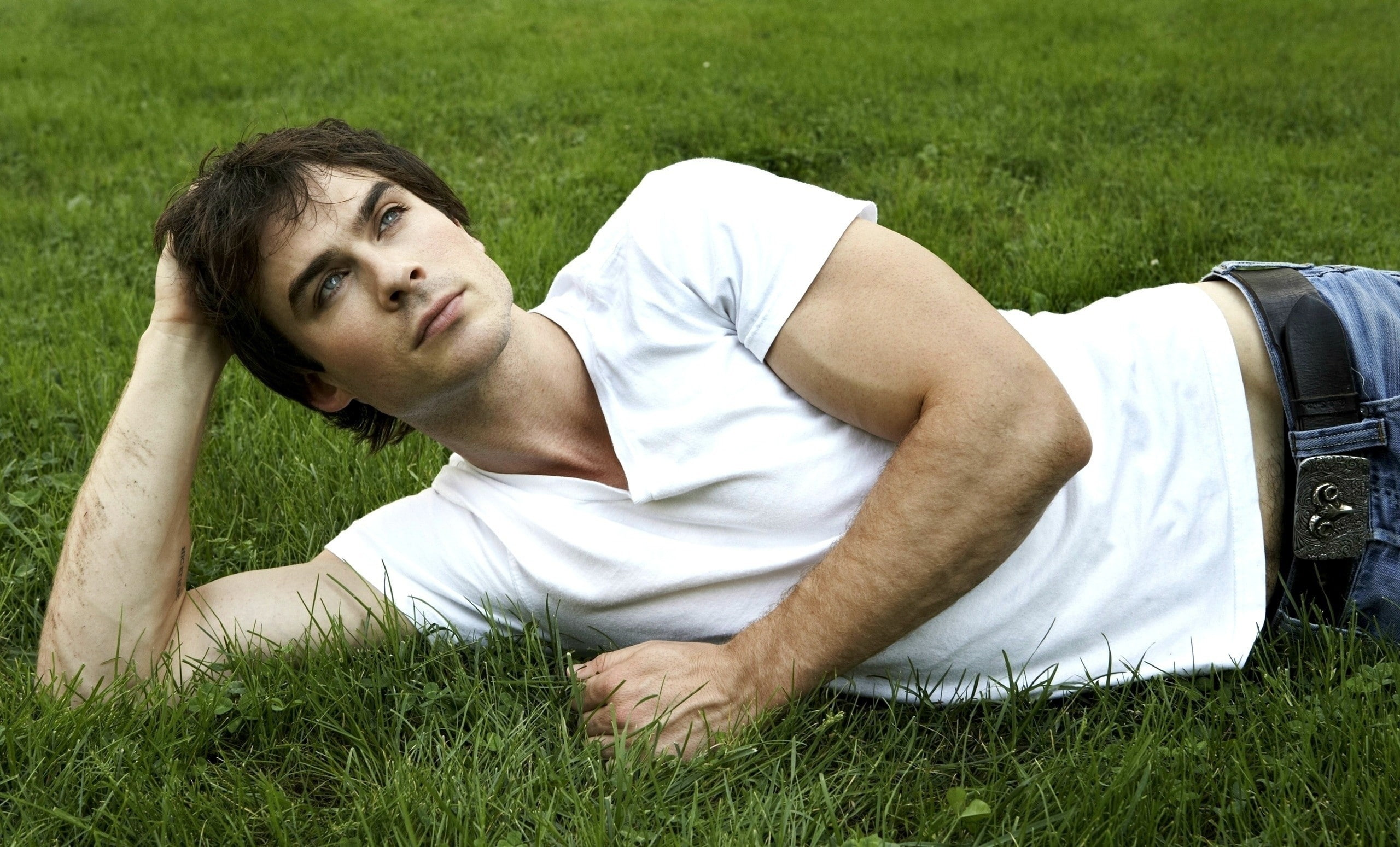 ian, lying down, grass, actors, somerhalder, hd, art, men, ian somerhalder, people, 2K, lying, HD Wallpaper