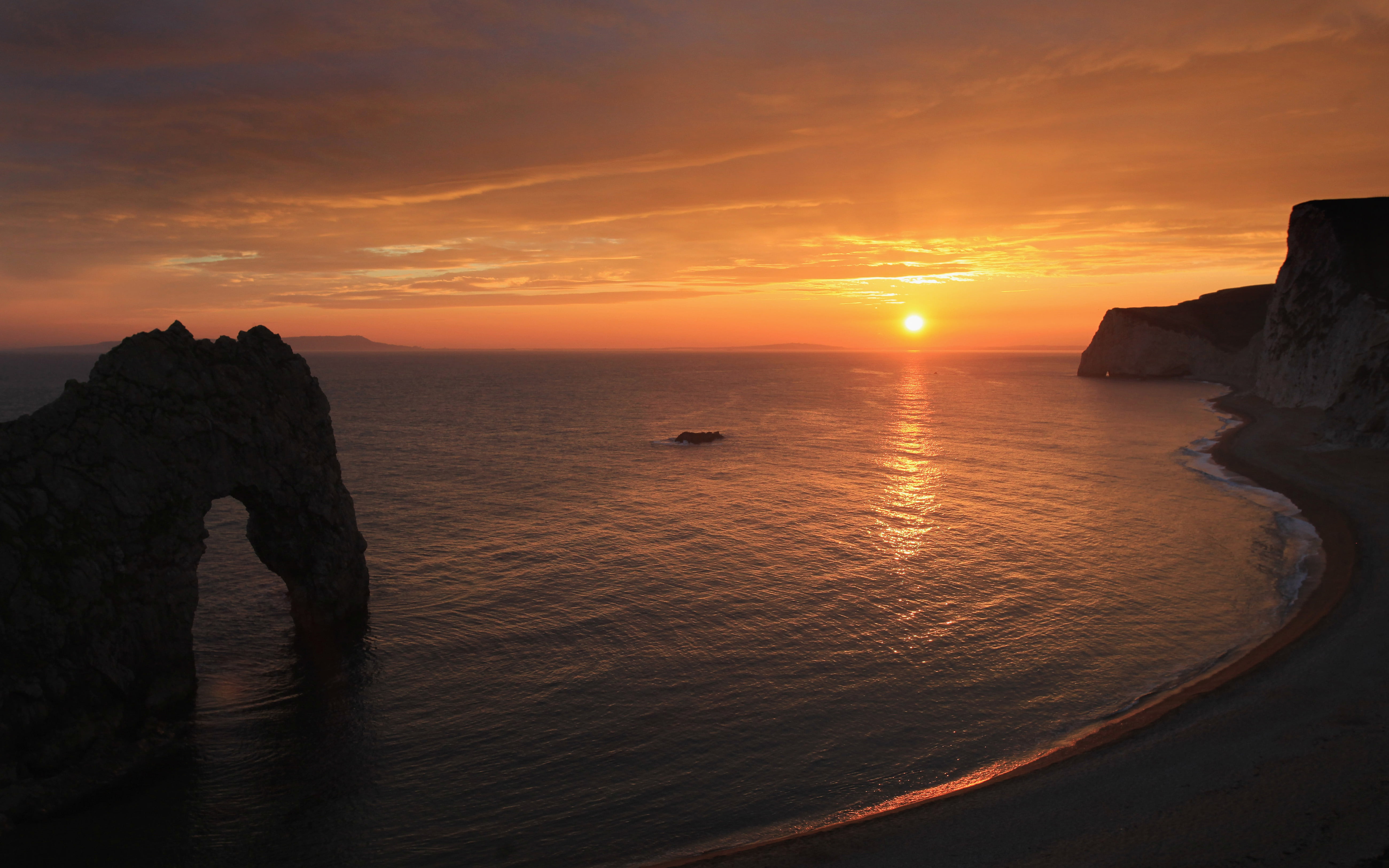 beauty in nature, dorset, lulworth, near, durdle, natural, door, sun, idyllic, sunset, scenics - nature, sky, water, arch, cloud - sky, coast, tranquil scene, HD Wallpaper