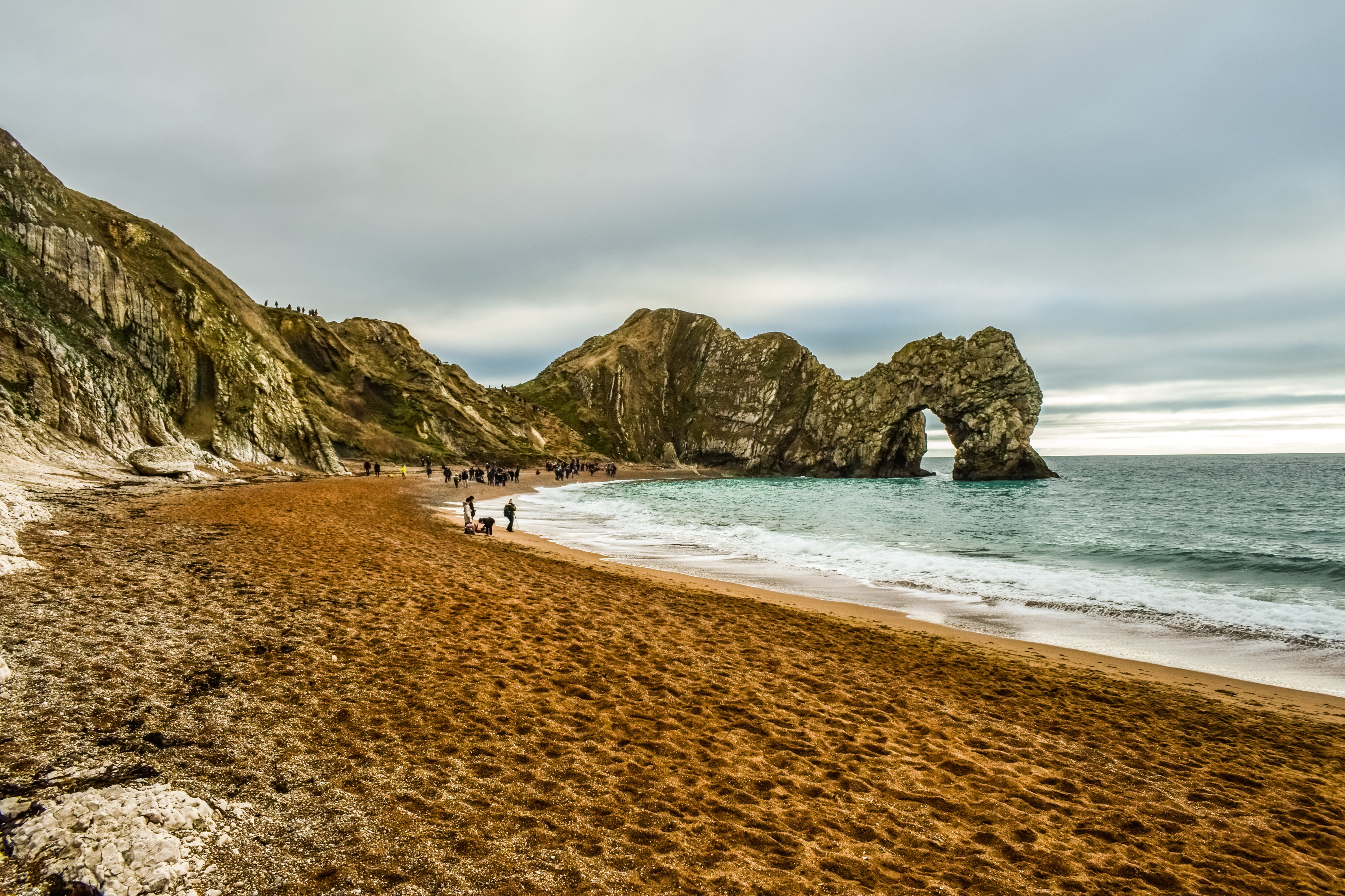 jurassic coast, dorset, outdoors, idyllic, landmark, coastal, tranquil scene, cloud - sky, water, beauty in nature, britain, durdle door, no people, sand, HD Wallpaper