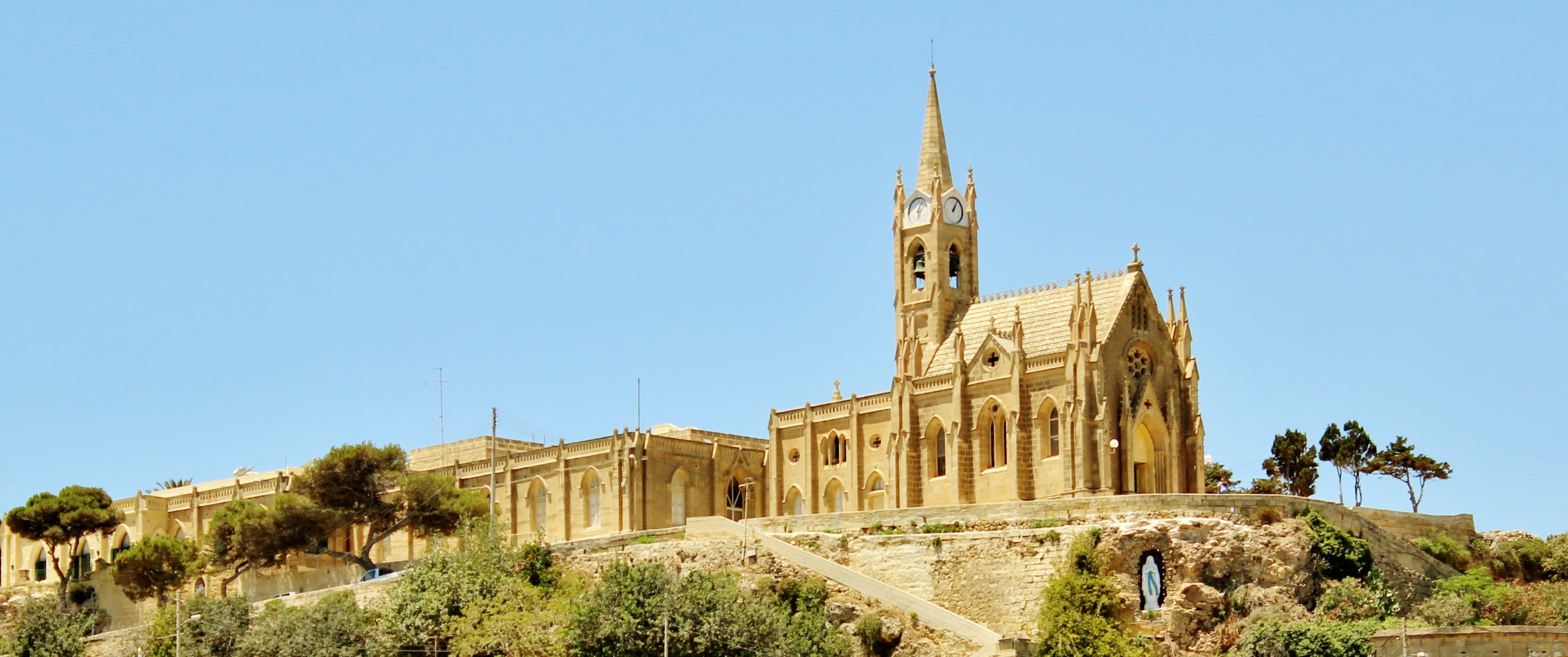 built Structure, travel destinations, catholicism, building, city, building exterior, church, Malta, historic, architecture design, travel, tower, christianity, HD Wallpaper