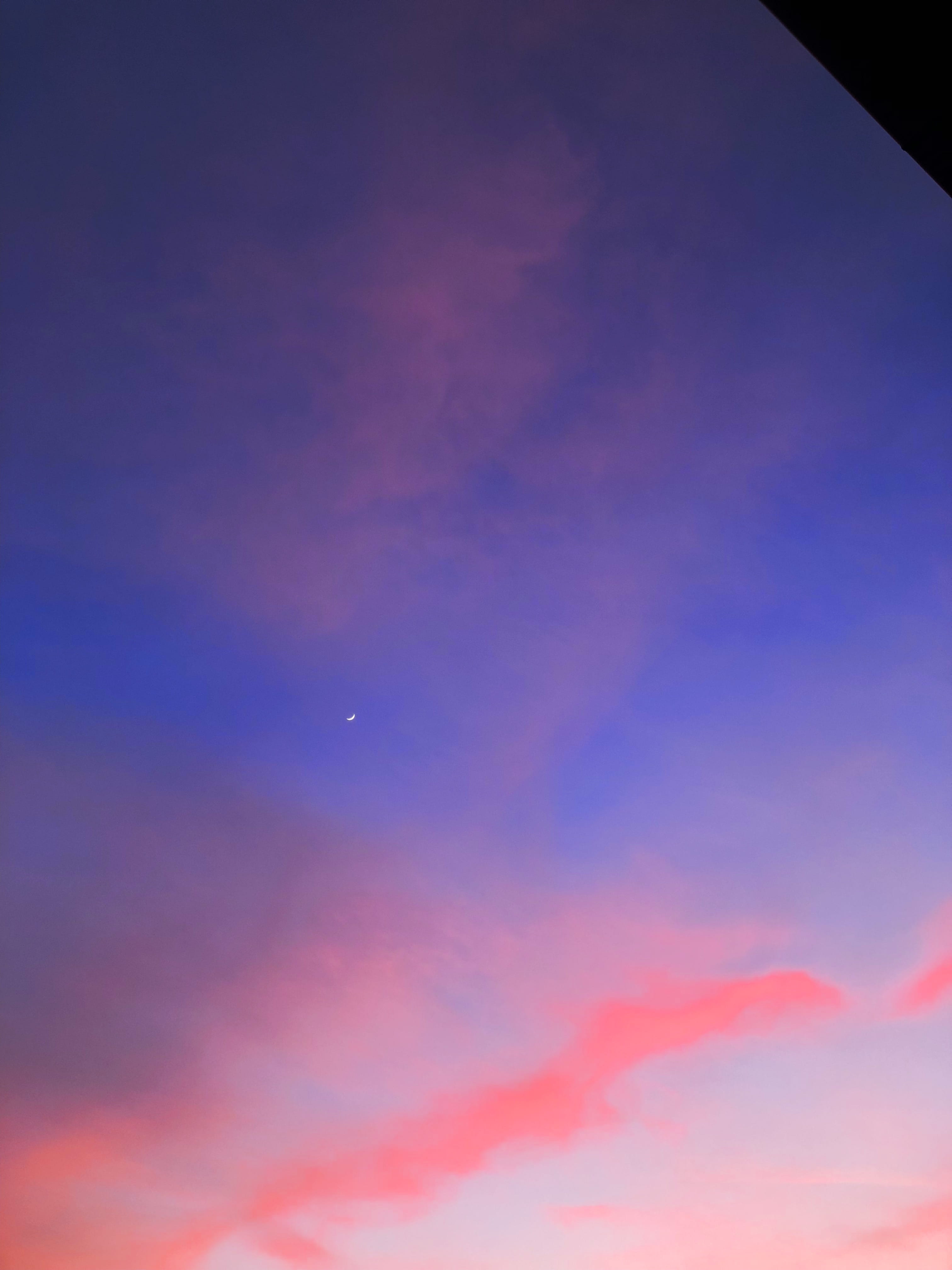 low angle view, sky, dusk, condo, sunset, cloud - sky, housing, outdoors, window, town, city, no people, cloud, mountain, 4K, architecture, pink, crescent, Phone HD Wallpaper