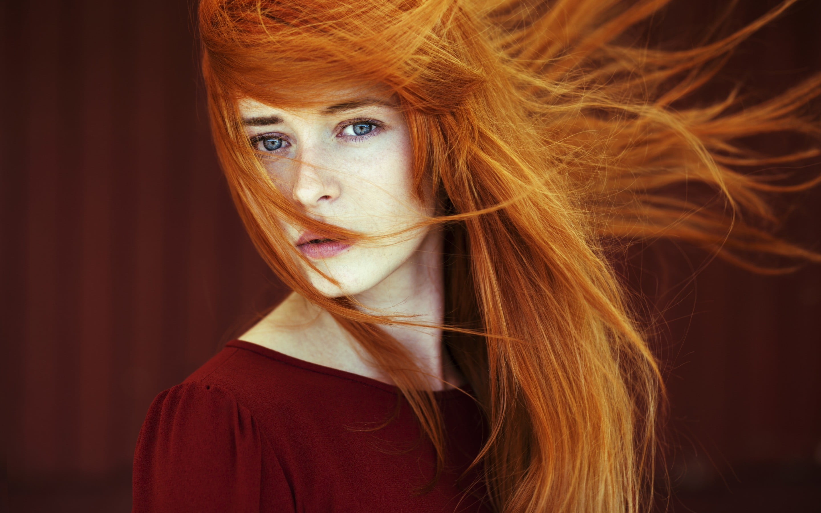 model, front view, looking at camera, face, young adult, Maria Gneuss, hair, adult, headshot, windy, redhead, hairstyle, indoors, long hair, tousled hair, HD Wallpaper