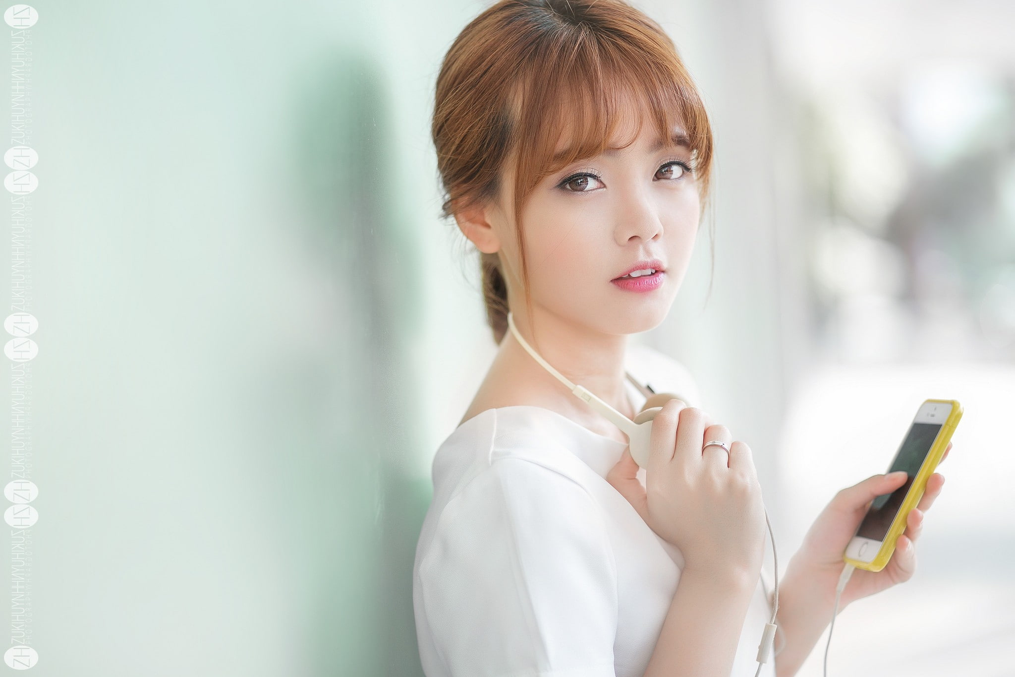 Asian, women, 1080P, auburn hair, looking away, HD Wallpaper