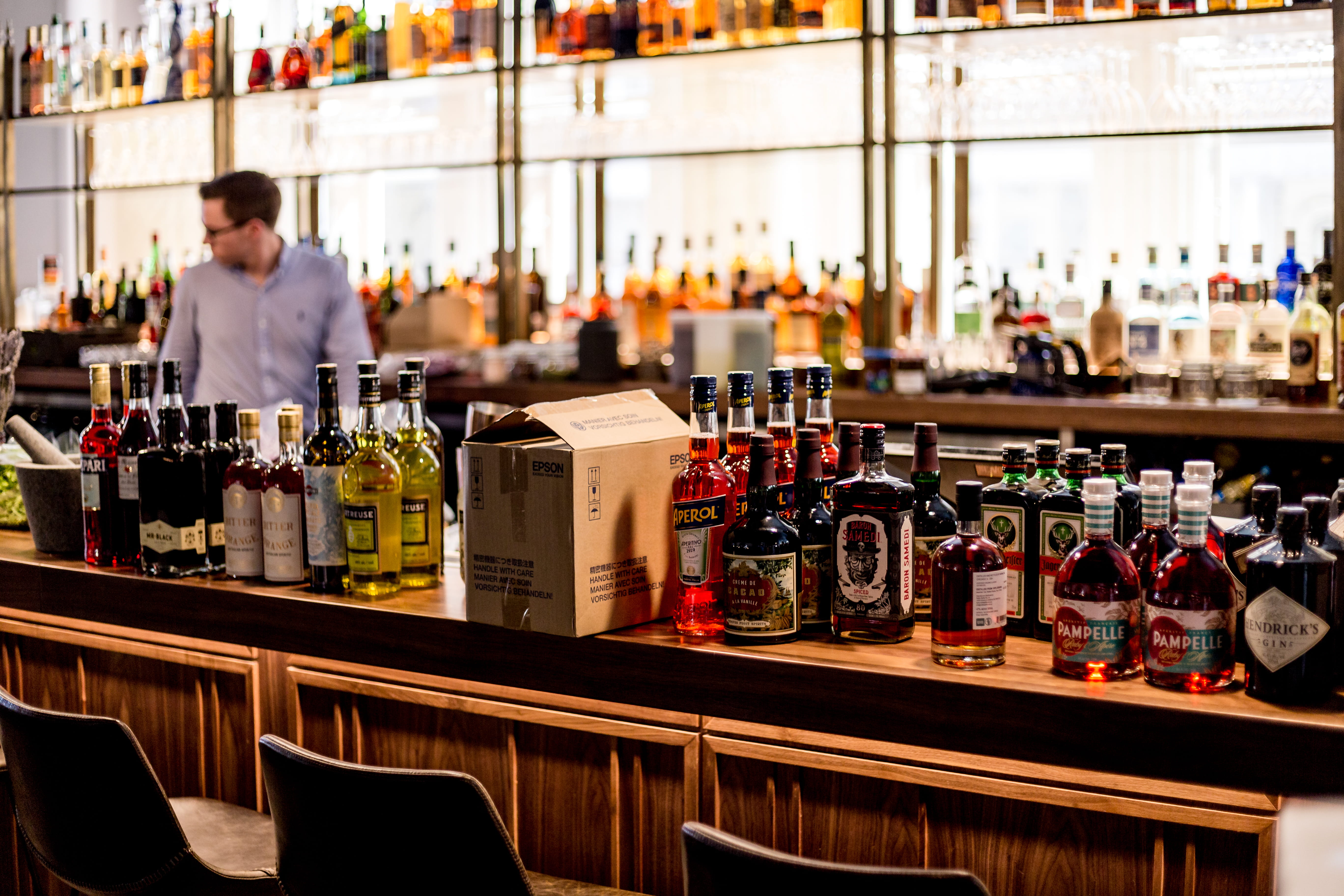 indoors, business, food and drink industry, beer, in a row, container, pub, drink, bar - drink establishment, 5K, shelf, bottle, bartender, liquor, refreshment, HD Wallpaper