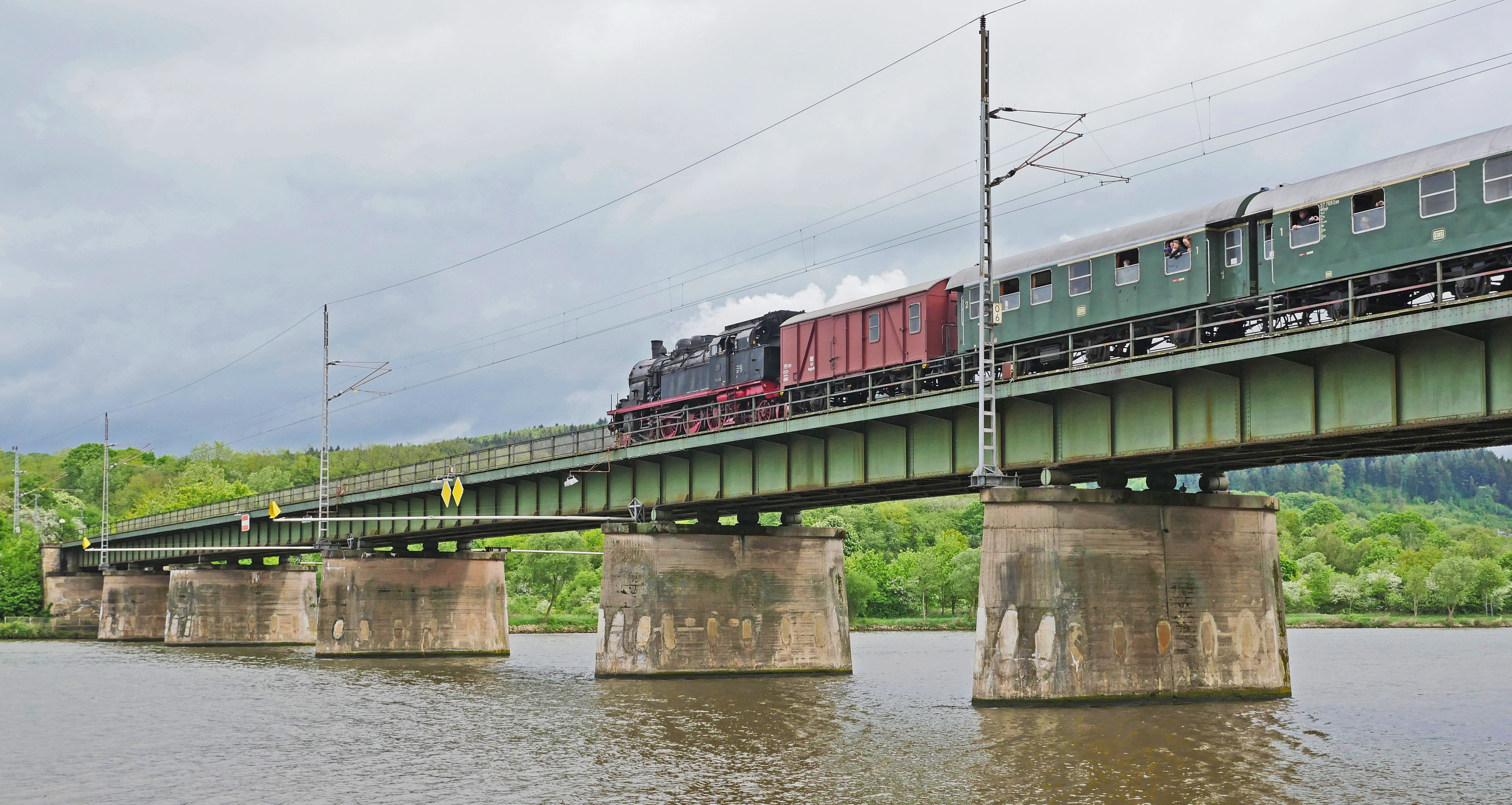 railway, mode of transportation, sky, connection, rail transportation, caboose, outdoors, nature, nostalgia, conc - hedgehog, tag car 3yg, br78, br 78, HD Wallpaper