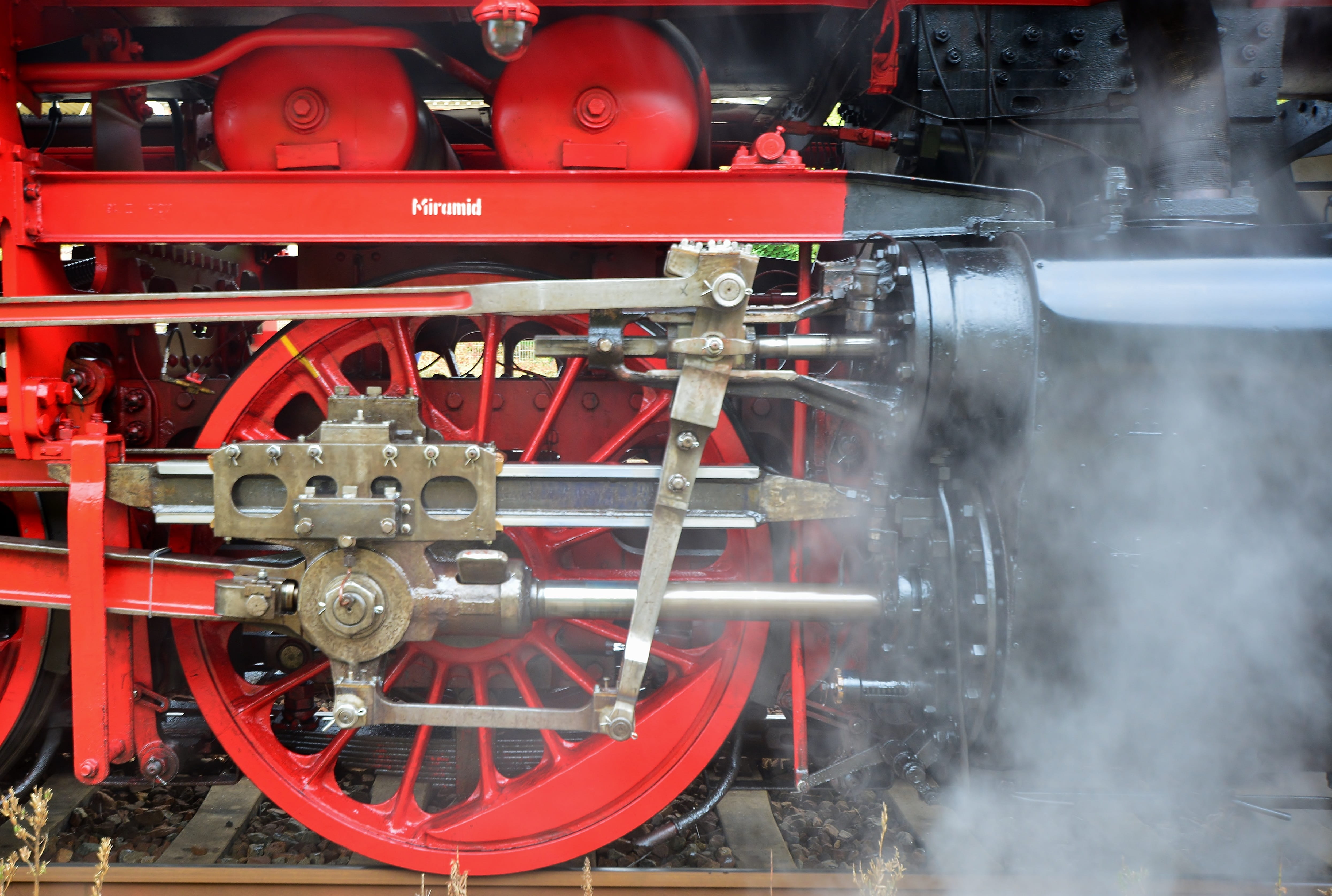 steam, red, technology, factory, indoors, train - vehicle, wheel, production line, detail, rail transportation, public transportation, historically, machinery, HD Wallpaper