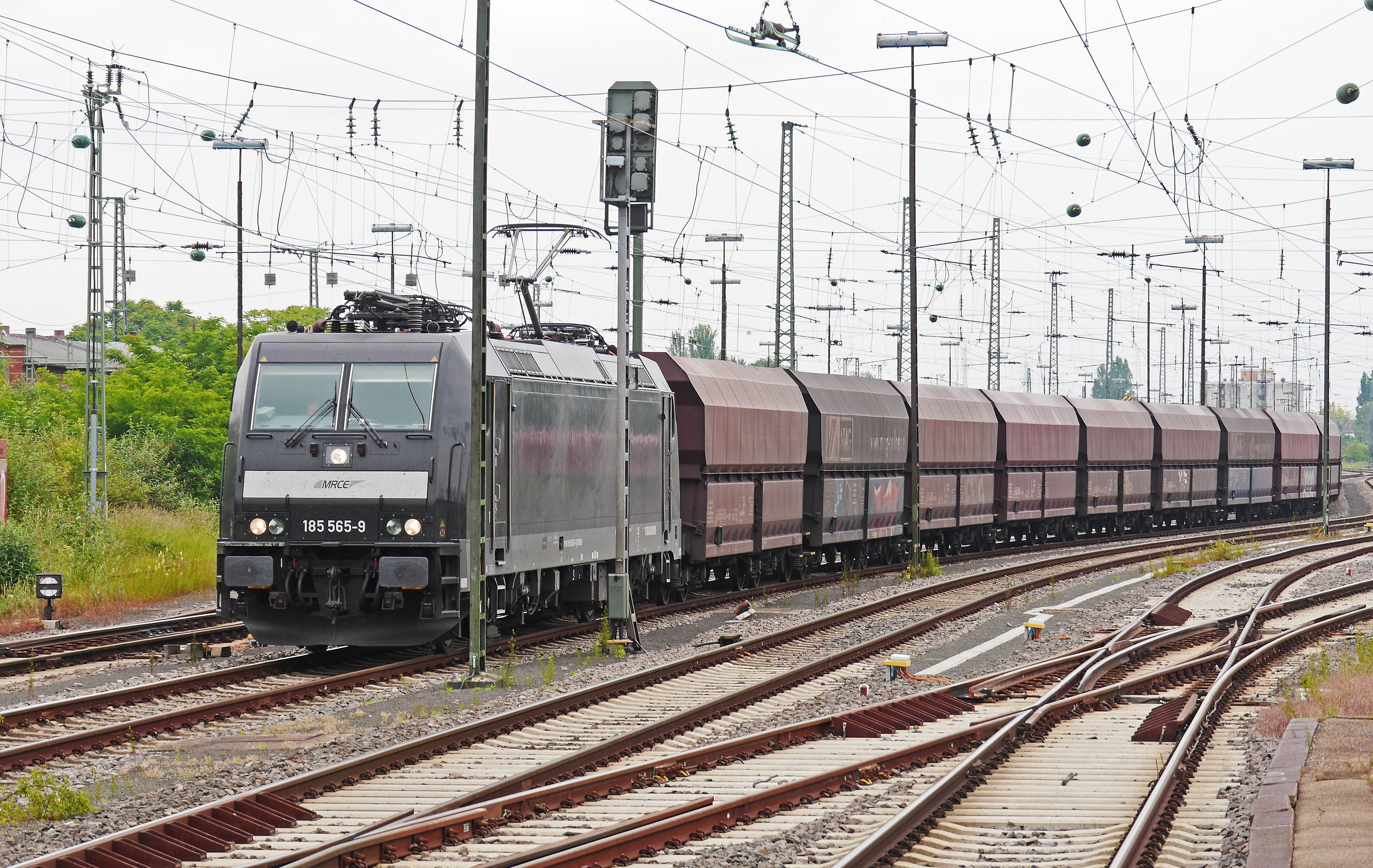 connection, outdoors, marshalling yard, mrce, transportation, private railway, land vehicle, power line, Bulk, no people, worms, stay, br185, mode of Transport, HD Wallpaper