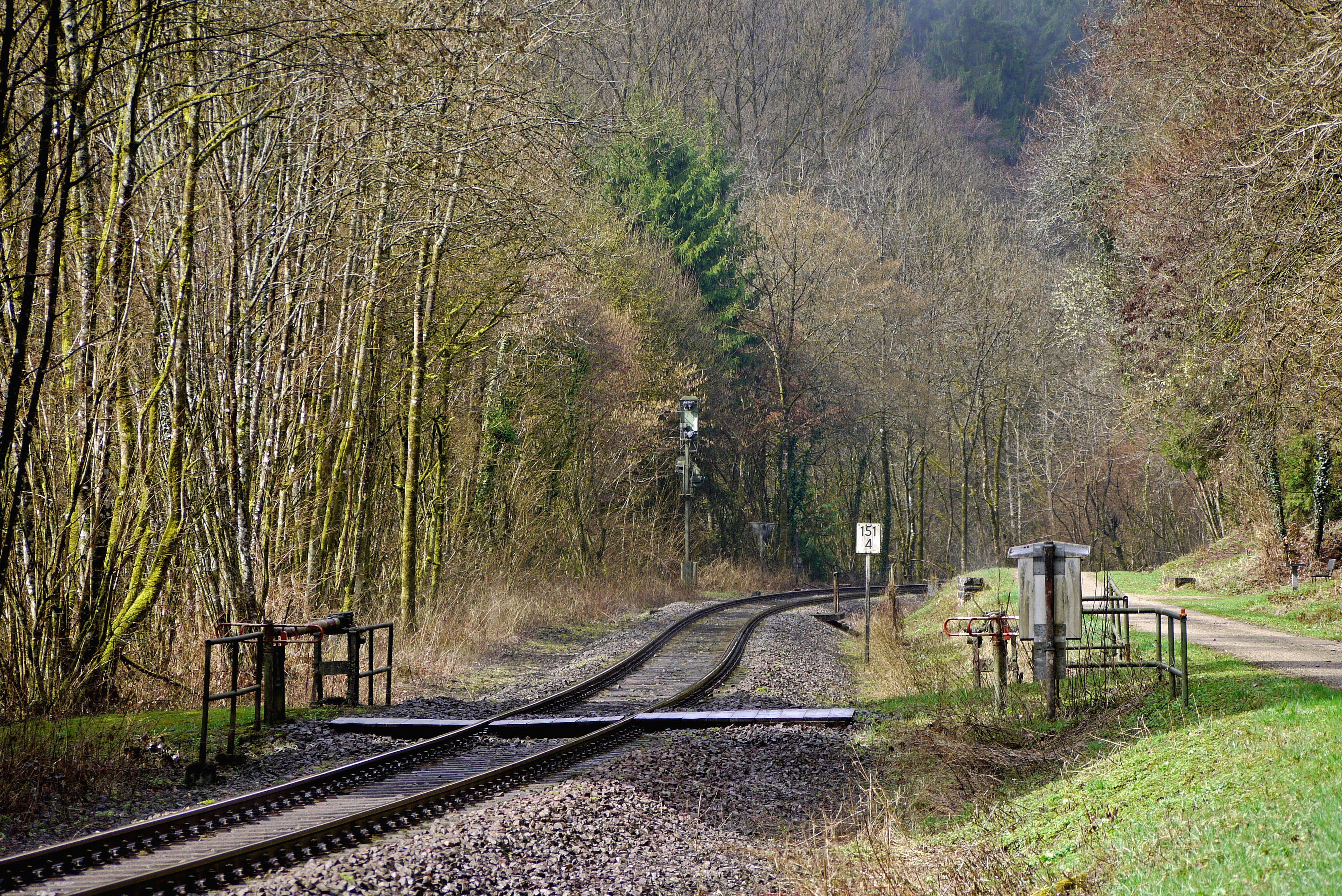 railway line, day, land, eifel, sachsen, daufenbach, landscape, kyll, trier - cologne, 4K, transportation, level crossing, rail transportation, main line, HD Wallpaper