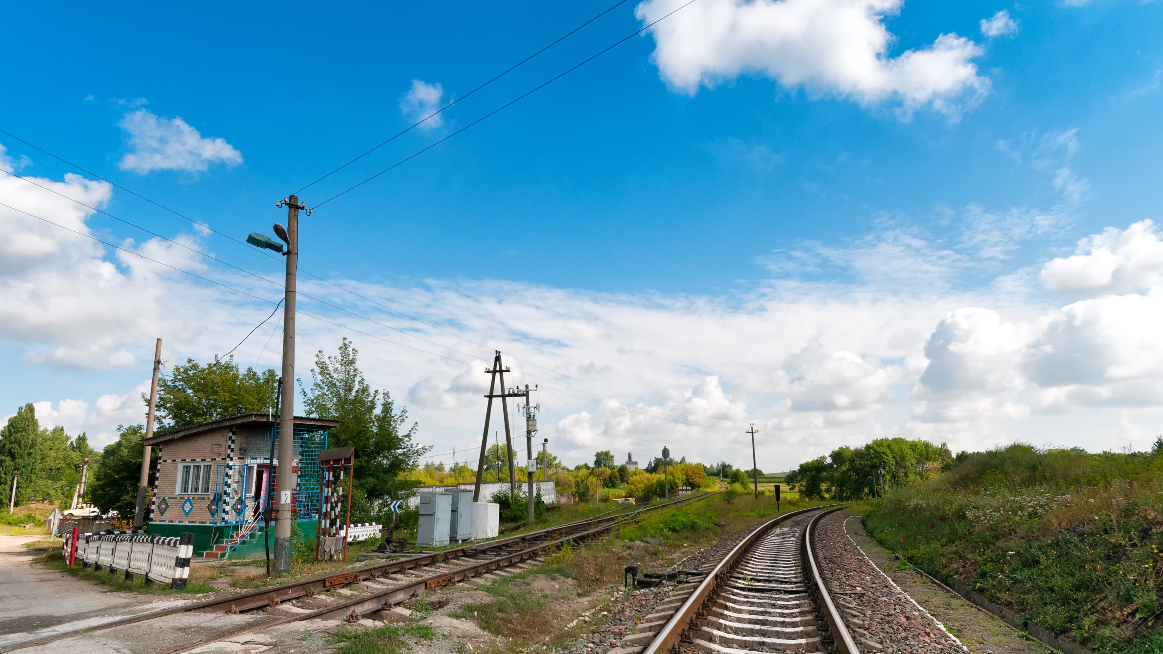 train, nature, train - vehicle, 4K, the way forward, railway tracks, barrier, power line, mode of transportation, western ukraine, diminishing perspective, HD Wallpaper
