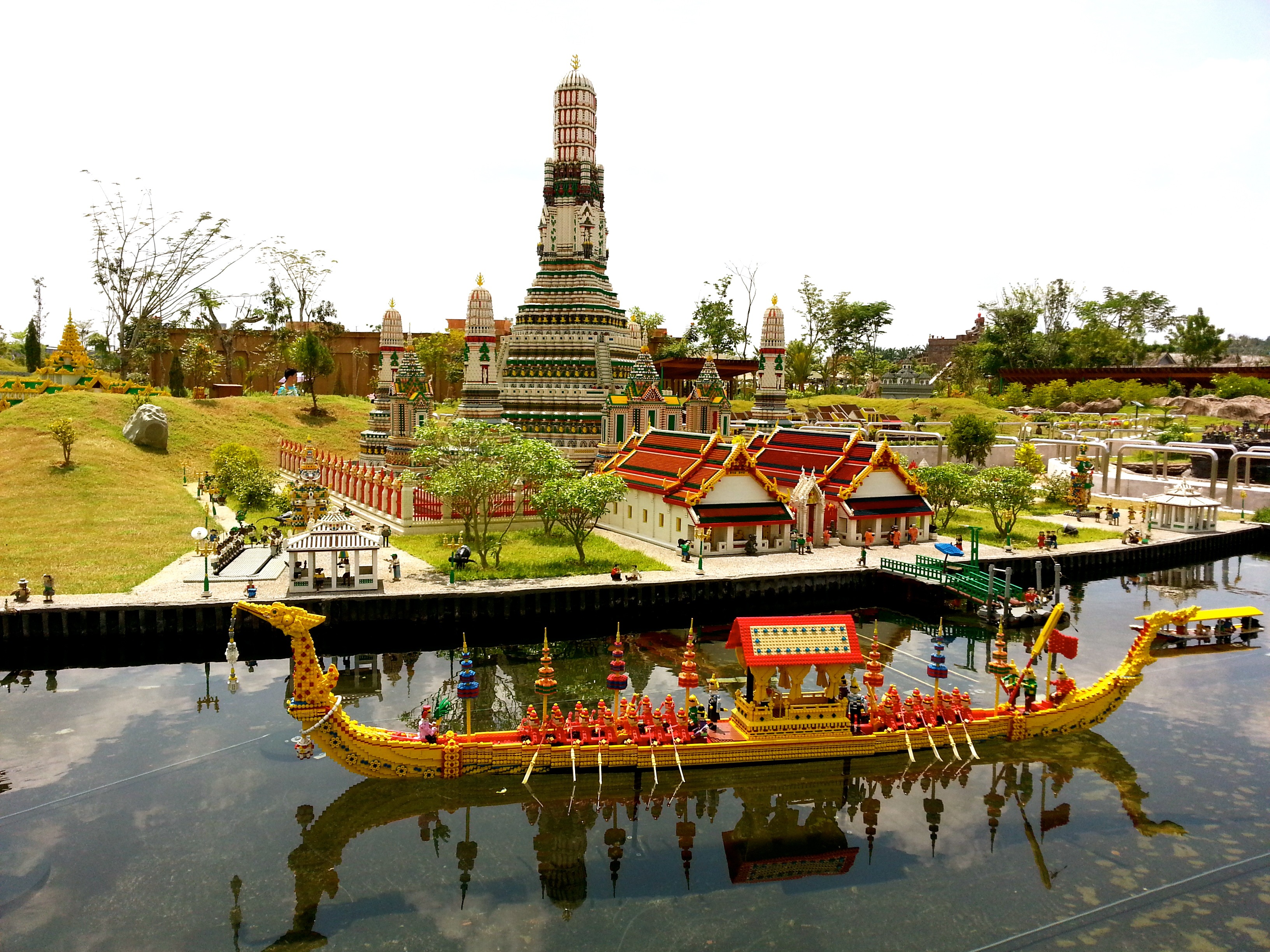 building, plant, theme park, sky, built structure, play, kids, legoland malaysia, waterfront, religion, 2K, legoland, belief, kid, place of worship, playing, HD Wallpaper