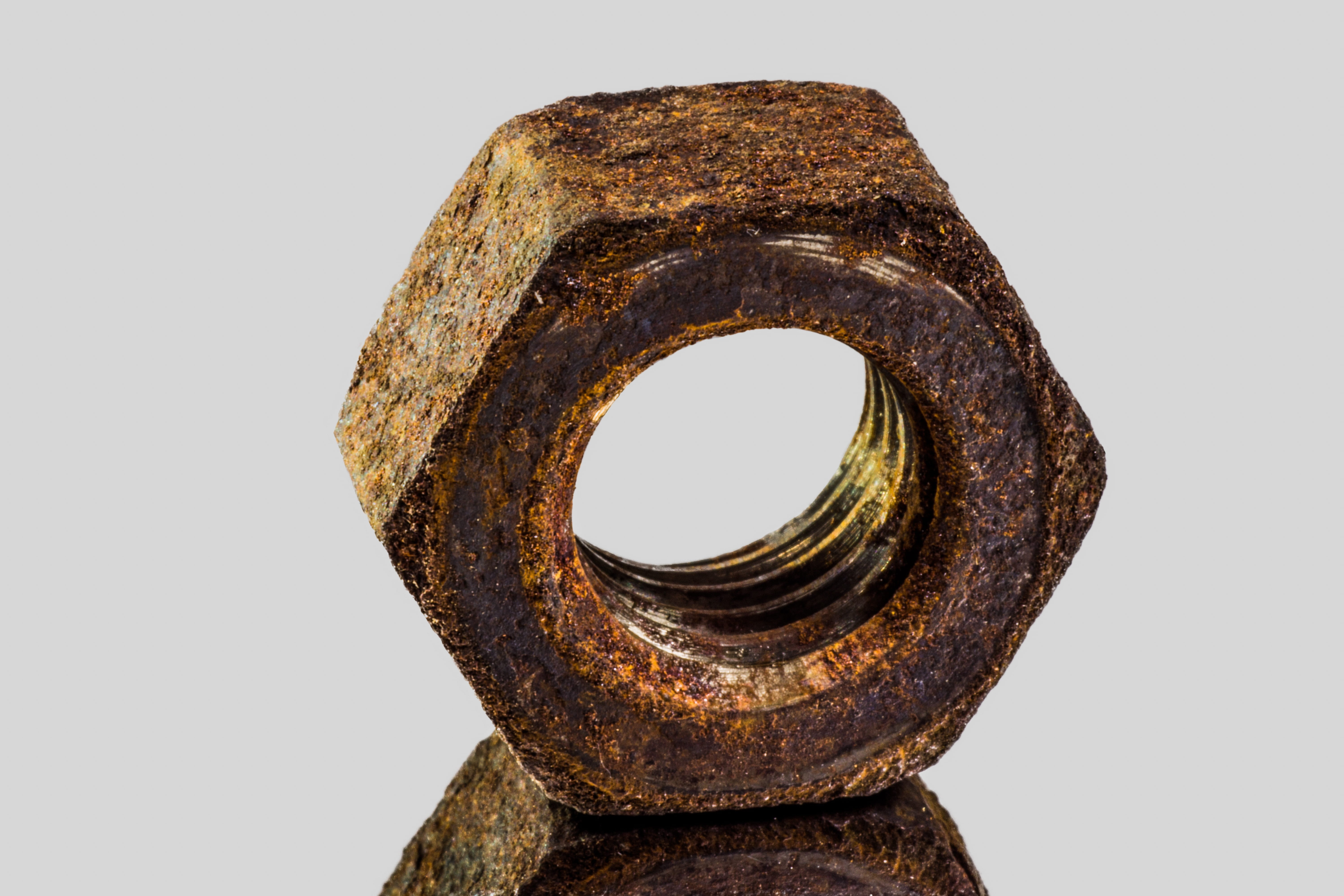 no people, connecting elements, day, iron, geometric shape, head, clear sky, cut out, mirroring, 5K, close-up, rusty, reflections, design, decline, obsolete, HD Wallpaper