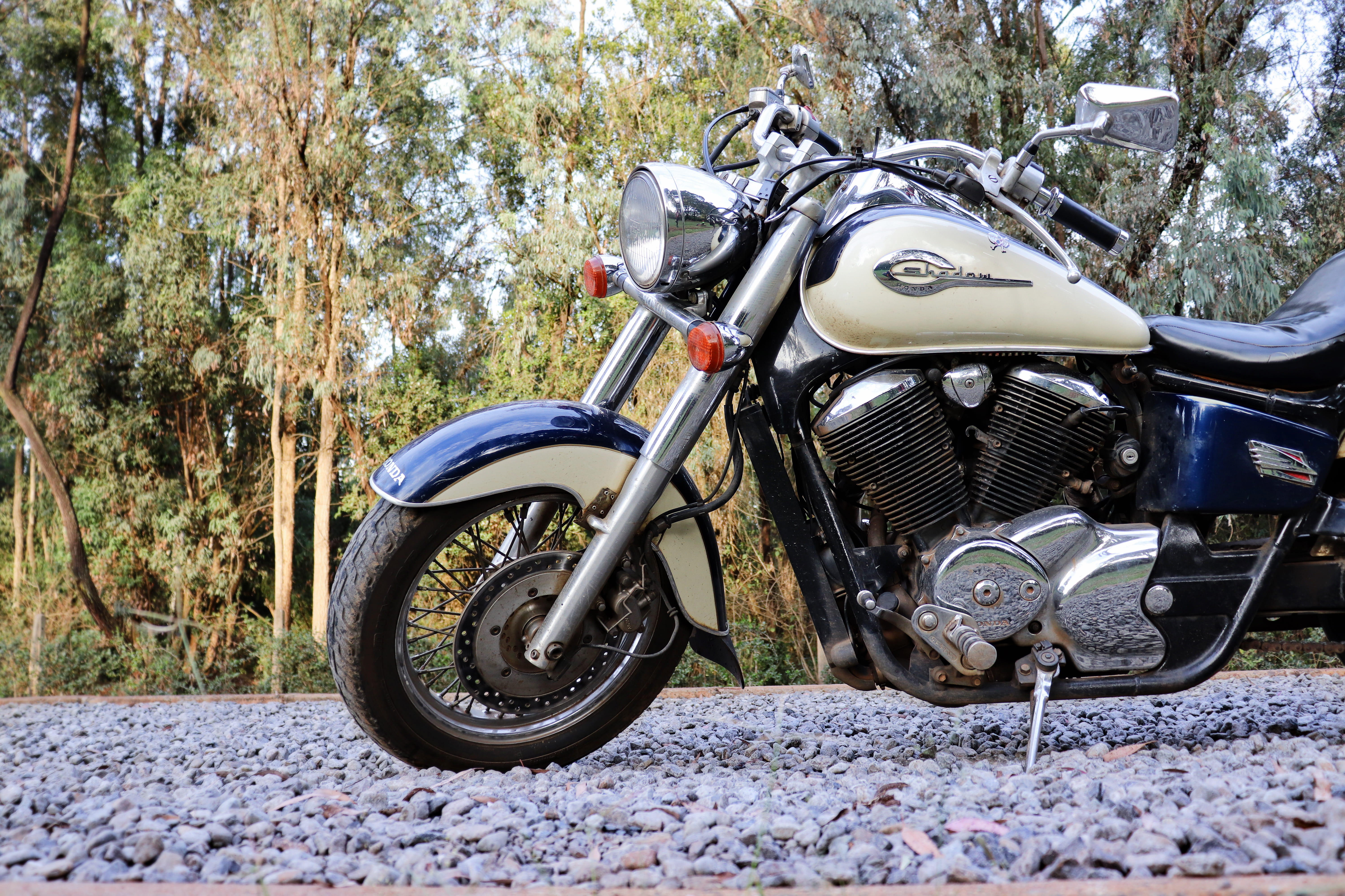 5K, land, gravel, transportation, travel, day, field, motorcycle, street, spoke, nature, engine, stationary, spiral, tire, scooter, road, parking, plant, HD Wallpaper