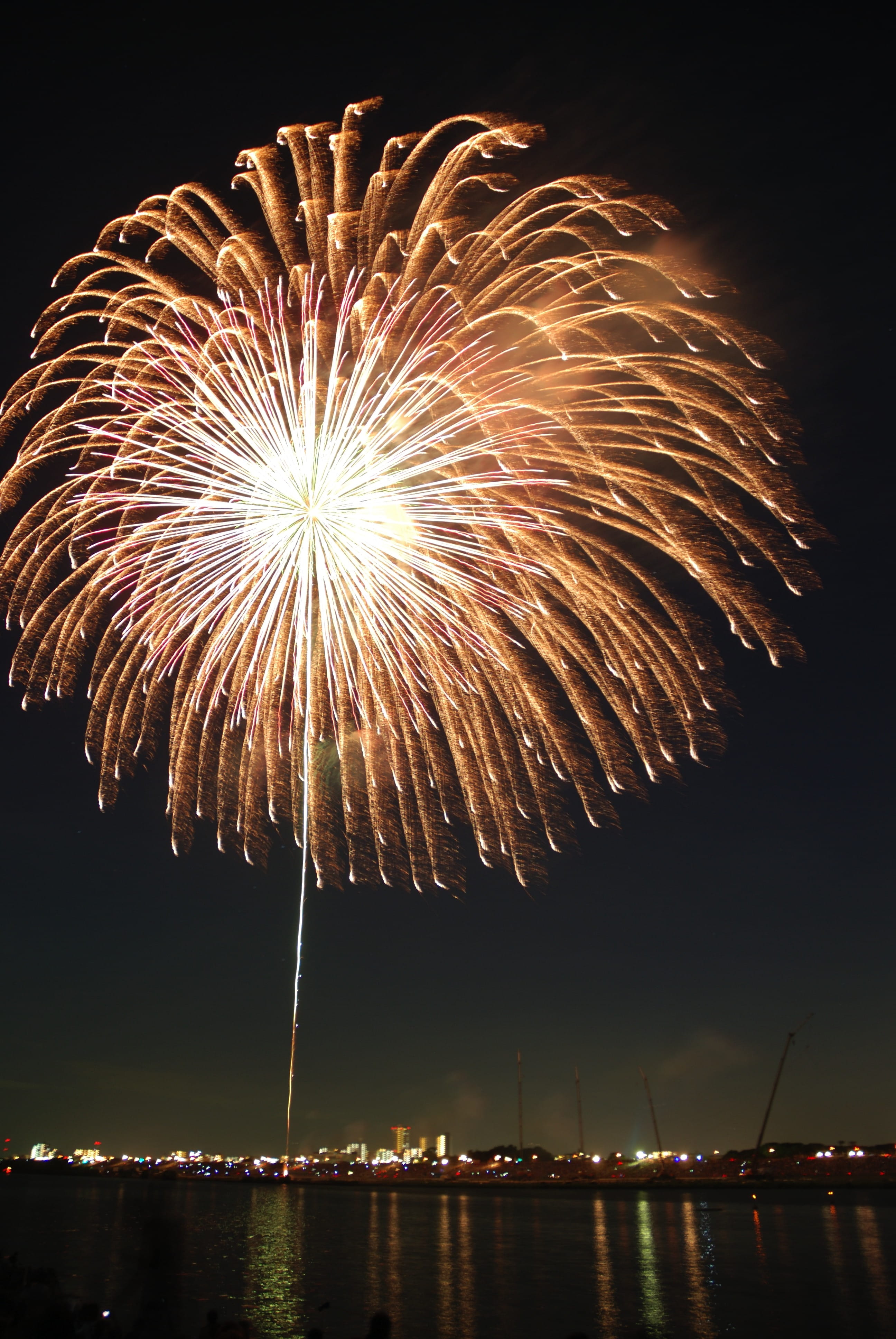 arts culture and entertainment, no people, sky, sea, color, fourth of July, waterfront, anniversary, light, water, exploding, 4K, firework - Man Made Object, Phone HD Wallpaper