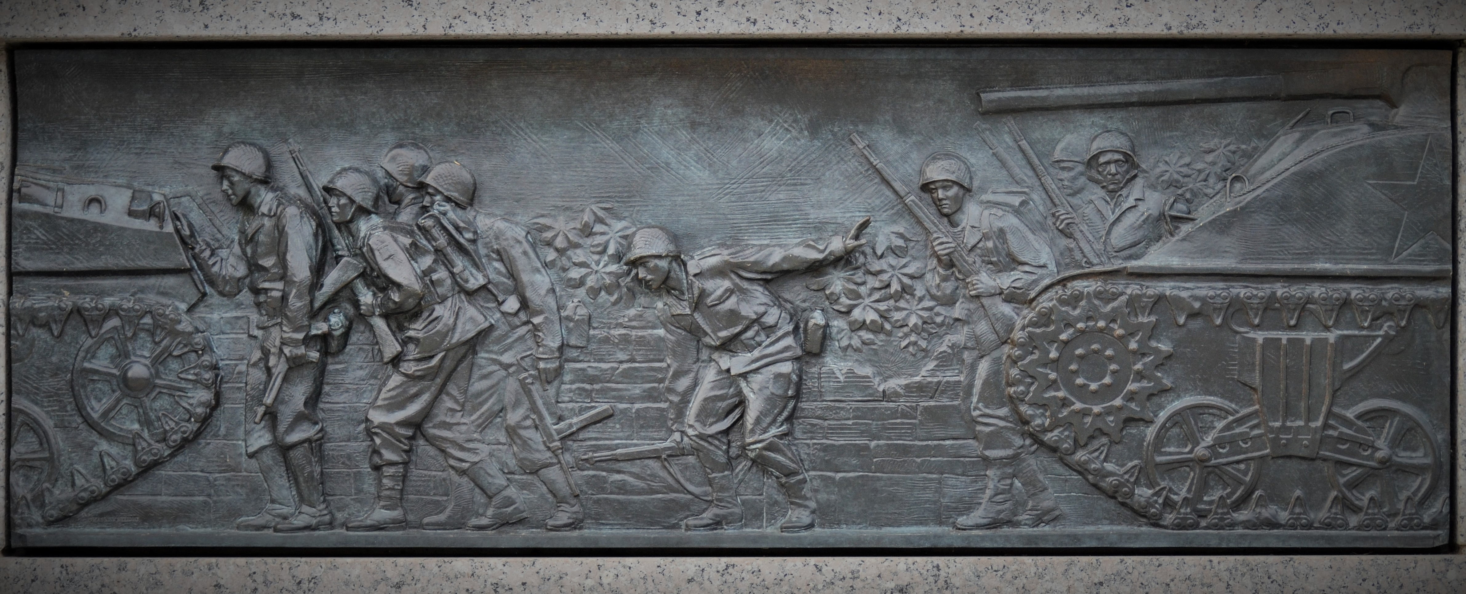 soldiers, memorial, the past, status, representation, creativity, tank, no people, 4K, historical epic, washington, embossed, building, human representation, HD Wallpaper
