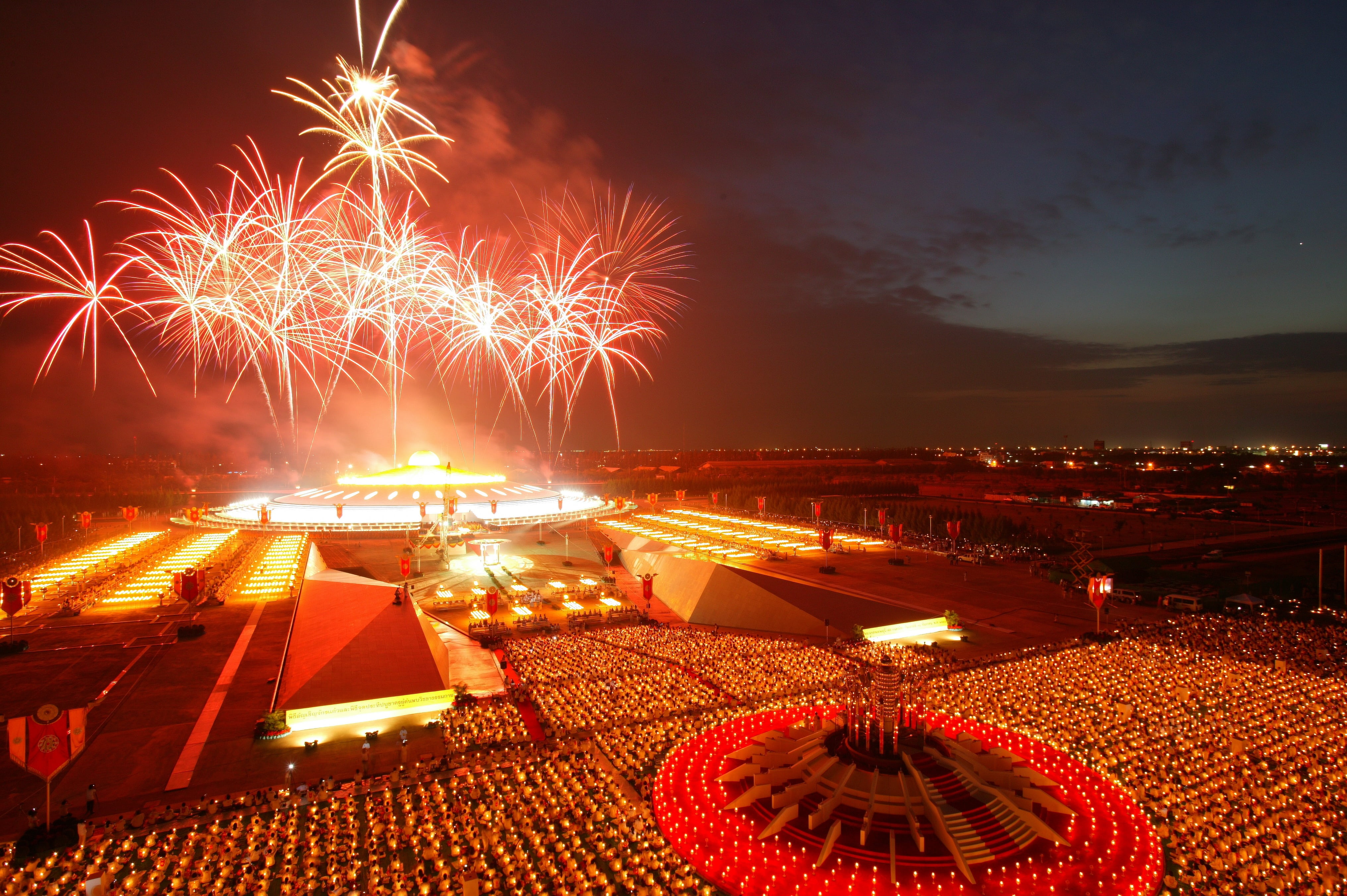 fireworks, illuminated, outdoors, event, dhammakaya pagoda, chinese new year, thailand, firework - man made object, architecture, built structure, night, HD Wallpaper