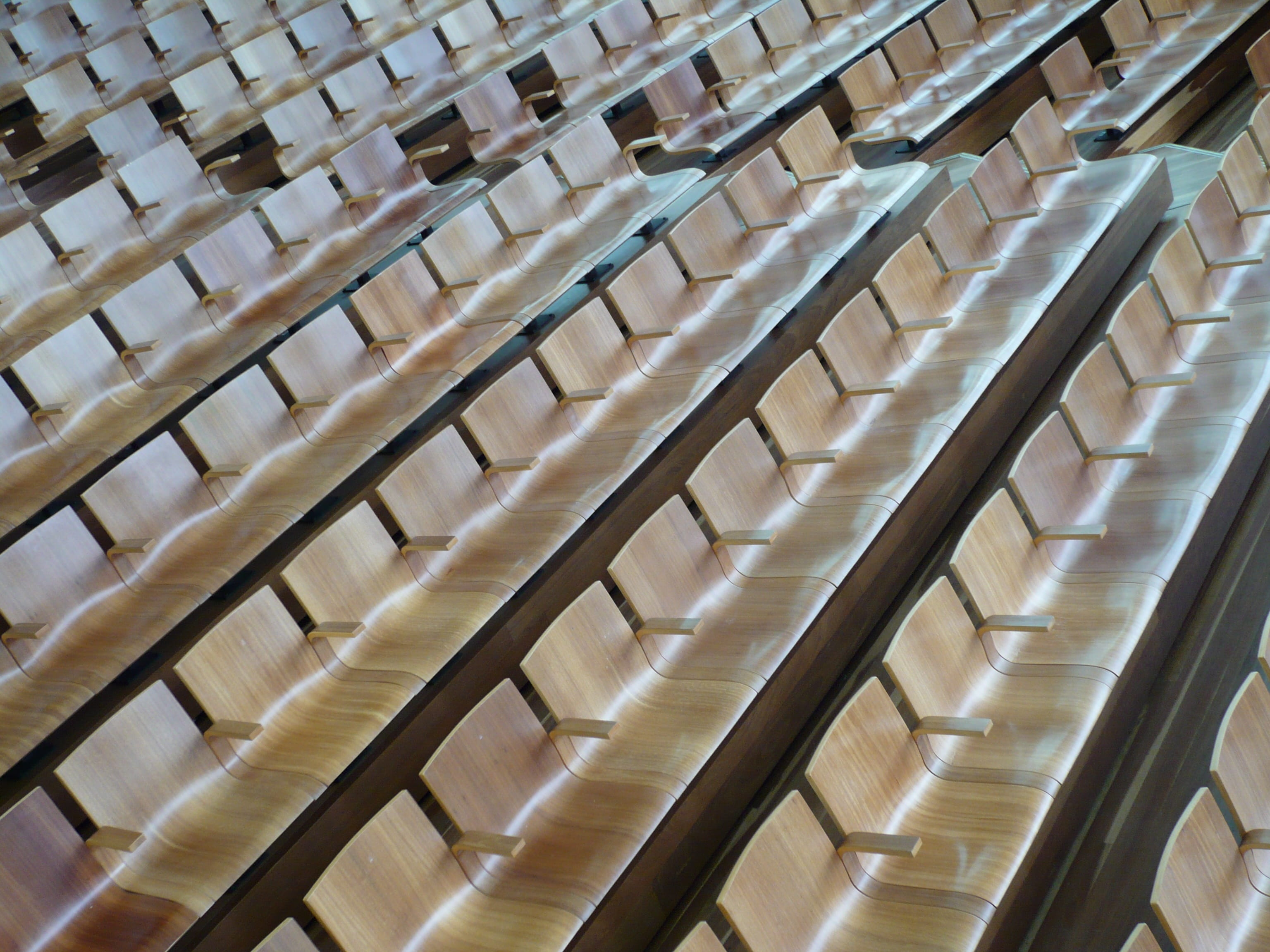 technology, indoors, absence, theater, equipment, built structure, side by side, empty, 2K, Lecture, row seating, pattern, backgrounds, architecture, wood - material, HD Wallpaper